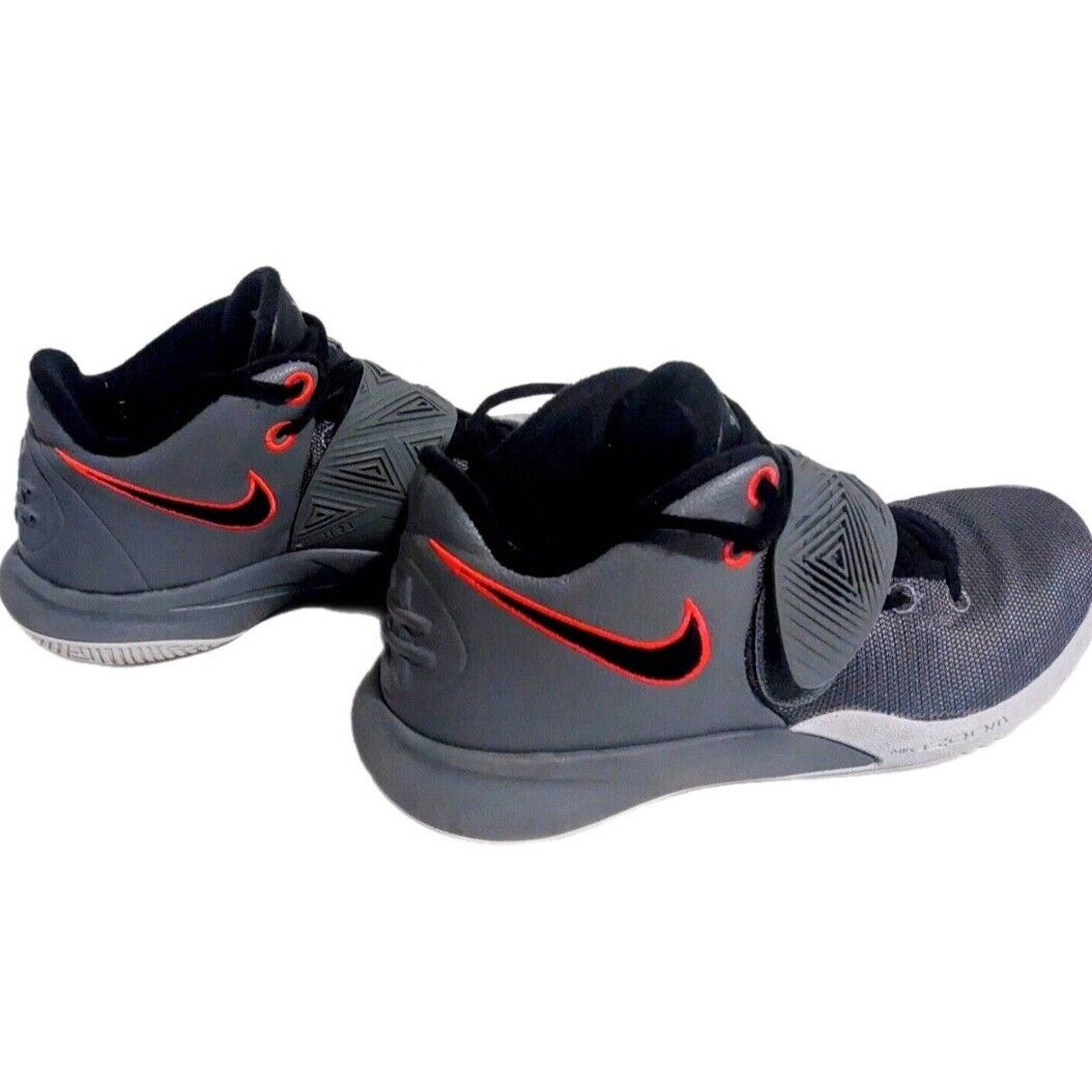 Nike Nike Men’s Kyrie Flytrap III, Grey/Black-Bright Crimson,11.5 Size US 11.5 / EU 44-45 - 5 Thumbnail