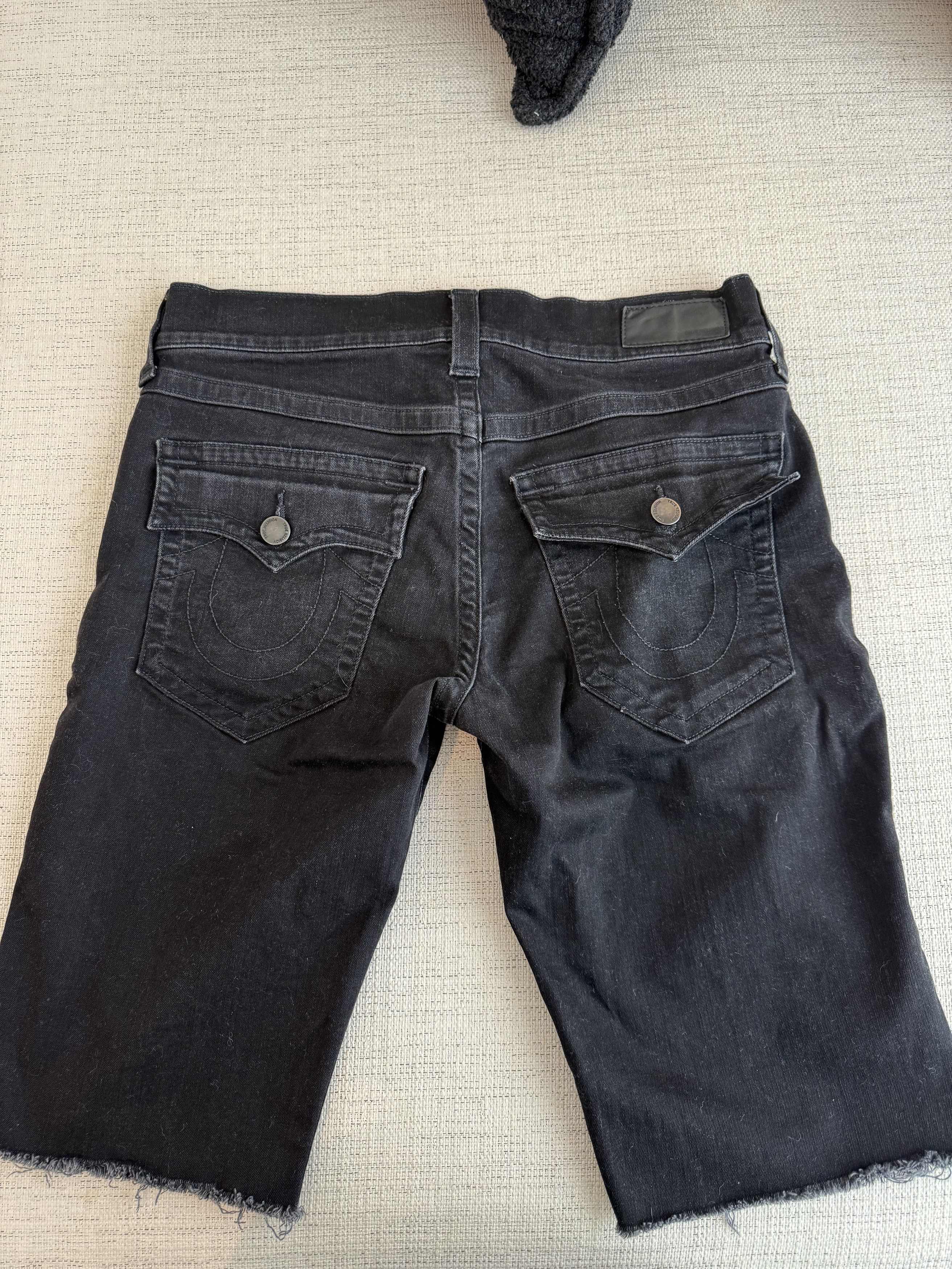 True Religion True Religion Ricky Frayed Denim Shorts Size US 31 - 6 Thumbnail