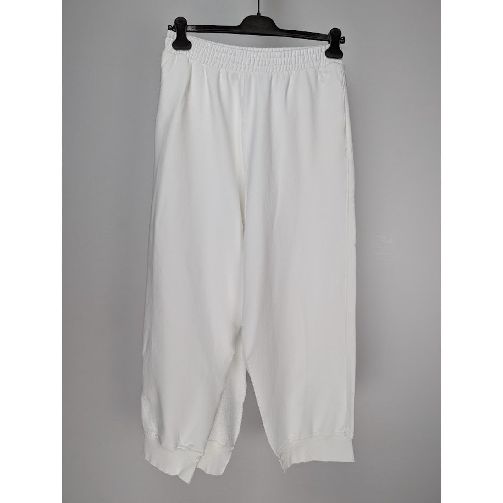 Maison Margiela o1rshd1 Women's /DUP/ MM6 Pants / Sweatpants Short in White Size 24" / US 00 / IT 34 - 1 Thumbnail