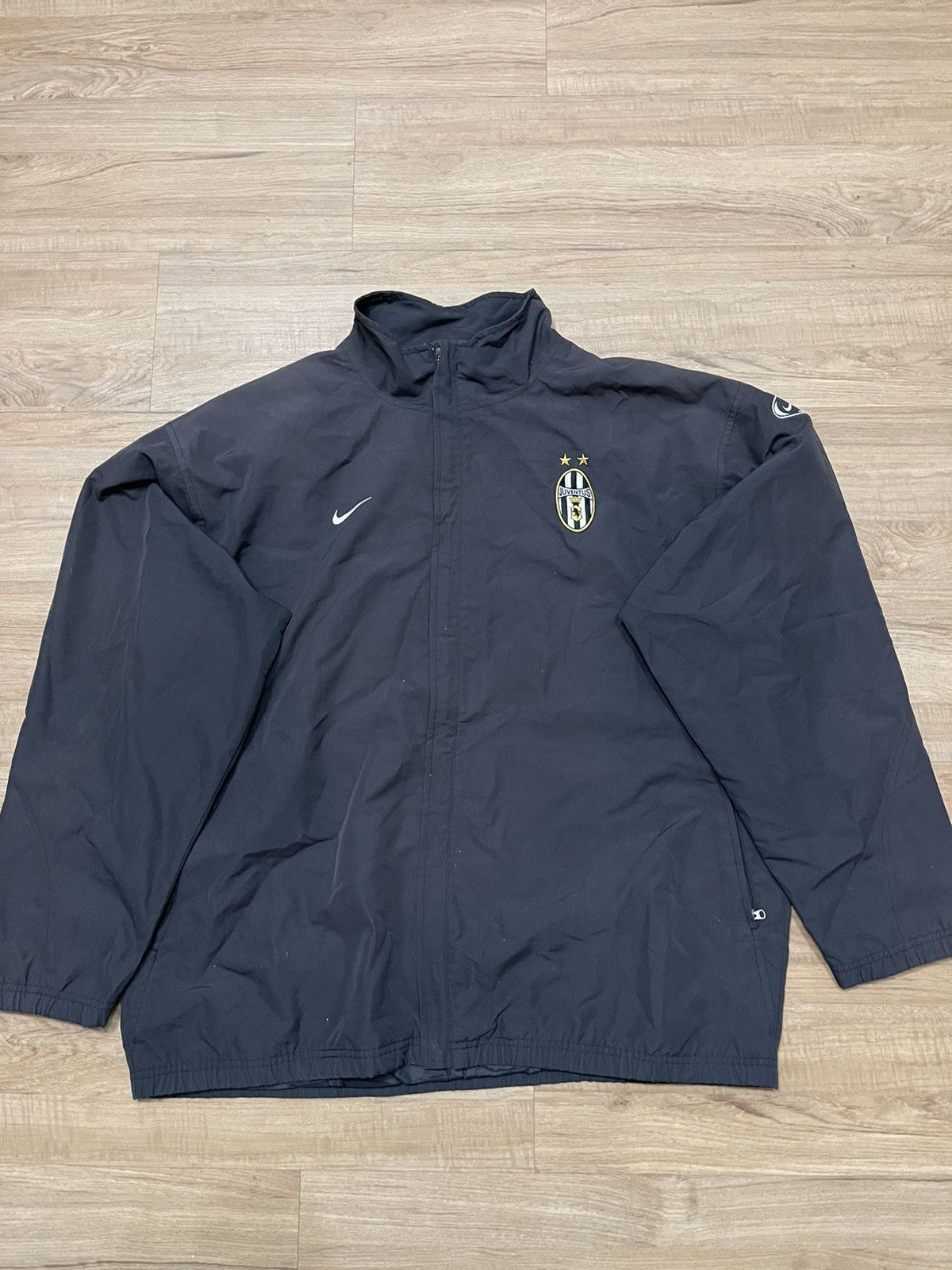 Juventus hotsell jacket nike