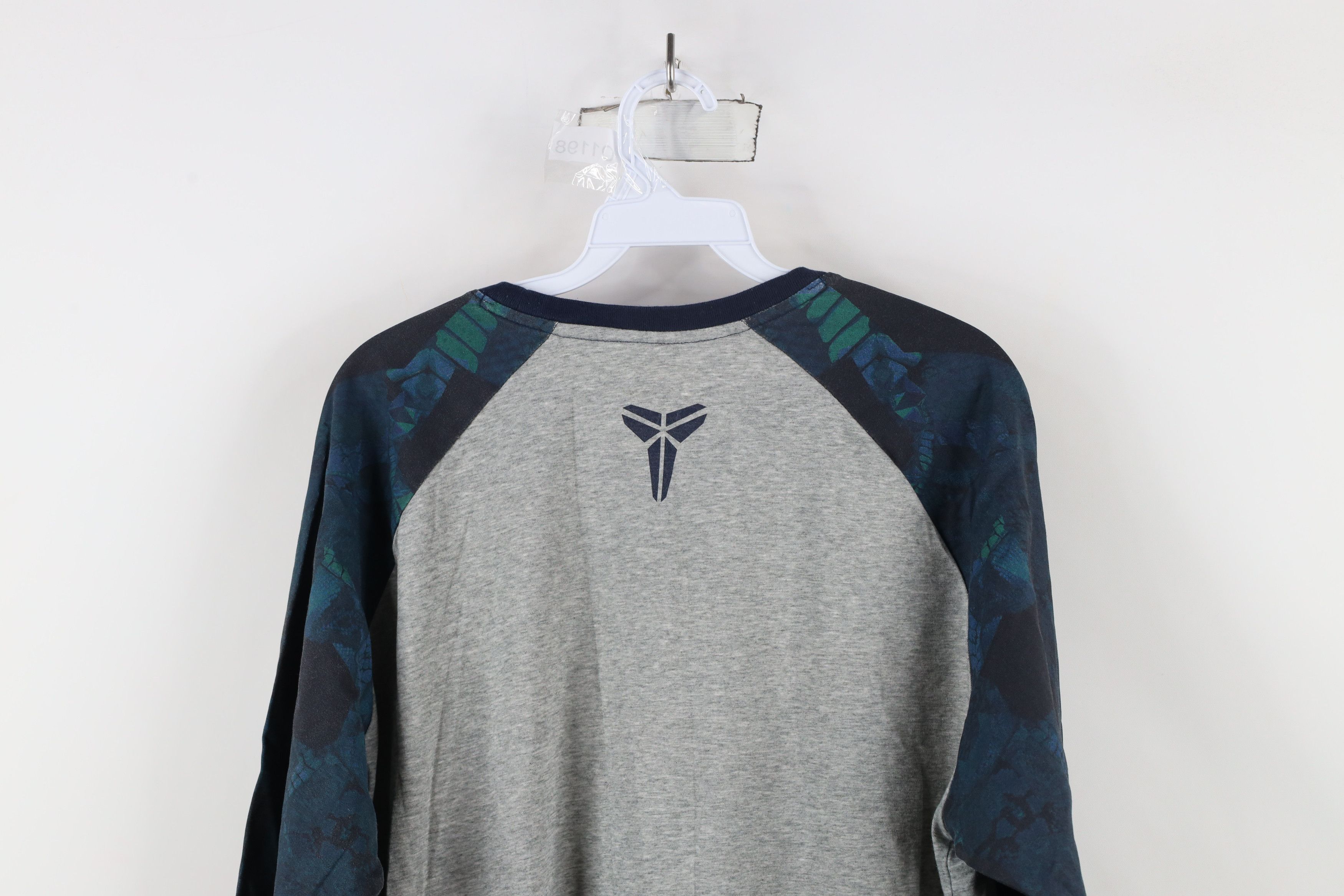 Nike × Vintage Vintage Nike Mamba Snakeskin 3/4 Sleeve Raglan T-Shirt Size US L / EU 52-54 / 3 - 10 Thumbnail