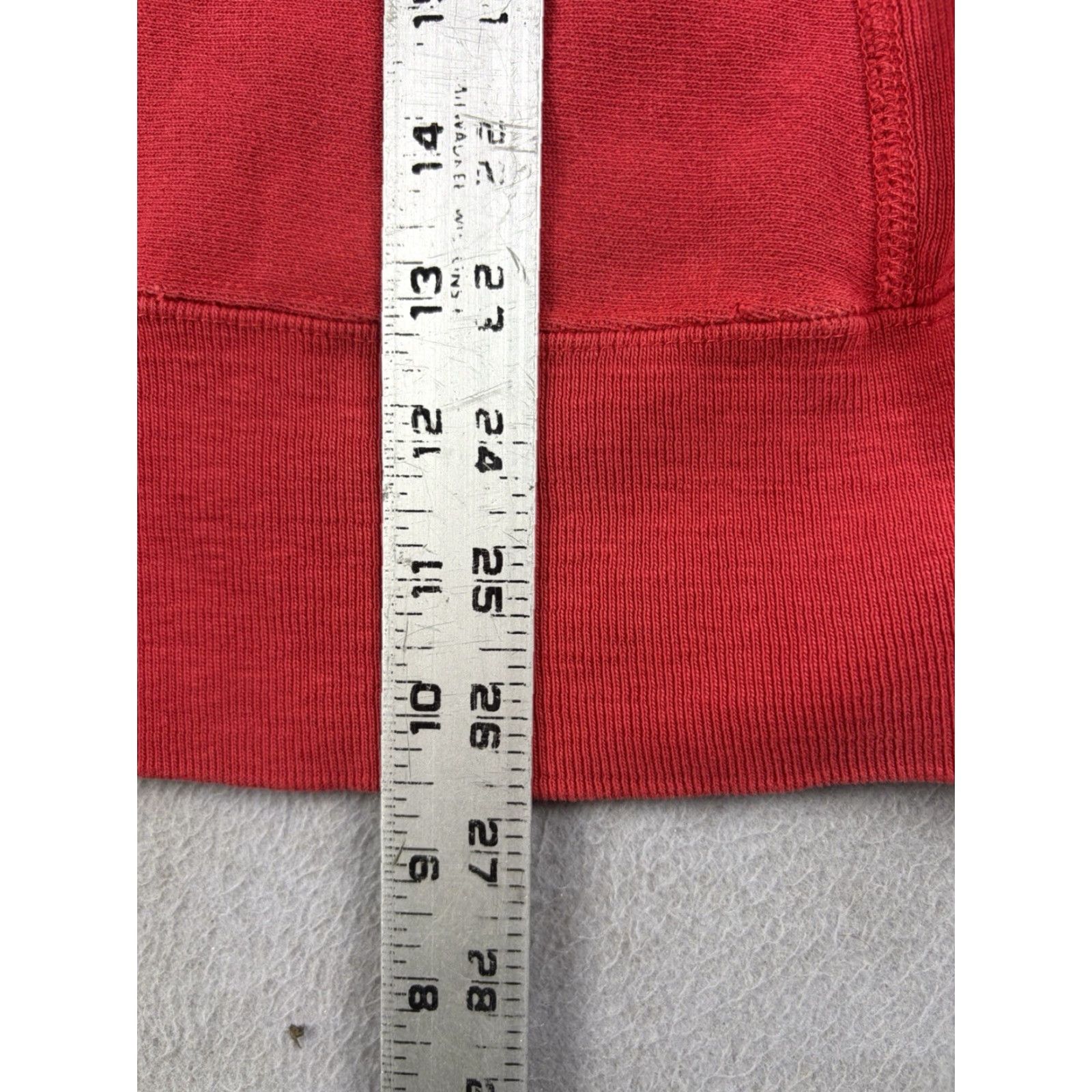 Champion VINTAGE Champion Reverse Weave Sweatshirt Men L Red University Bridgewater 80s Football Logo Pullover Sweatshirt Size US L / EU 52-54 / 3 - 8 Thumbnail