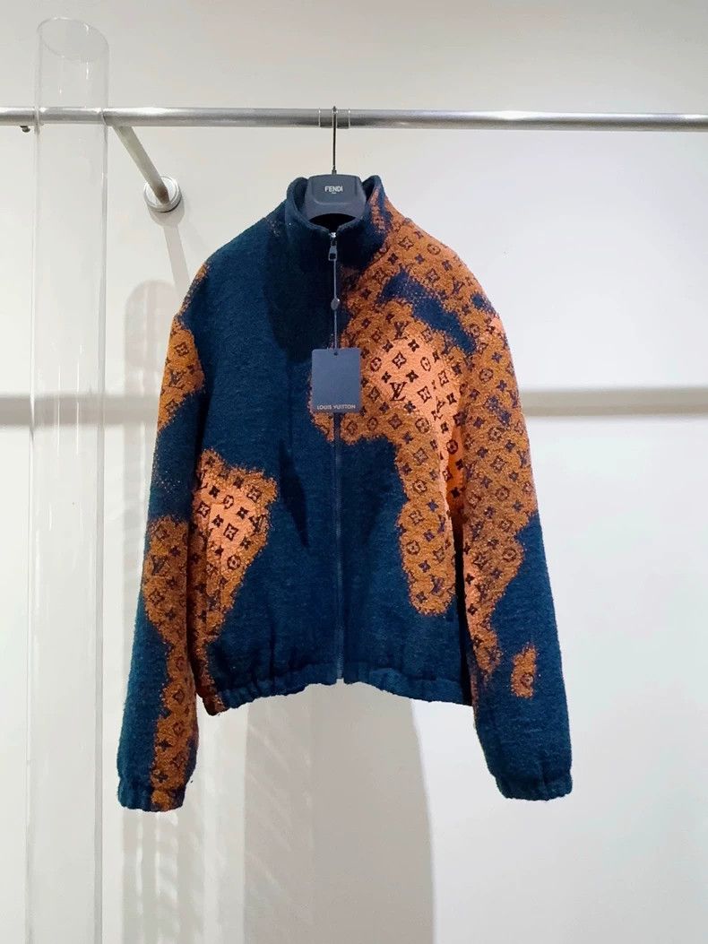 Louis Vuitton LV Tie-Dye Teddy Jacket Fall Winter 2024 Size US L / EU 52-54 / 3 - 1 Thumbnail