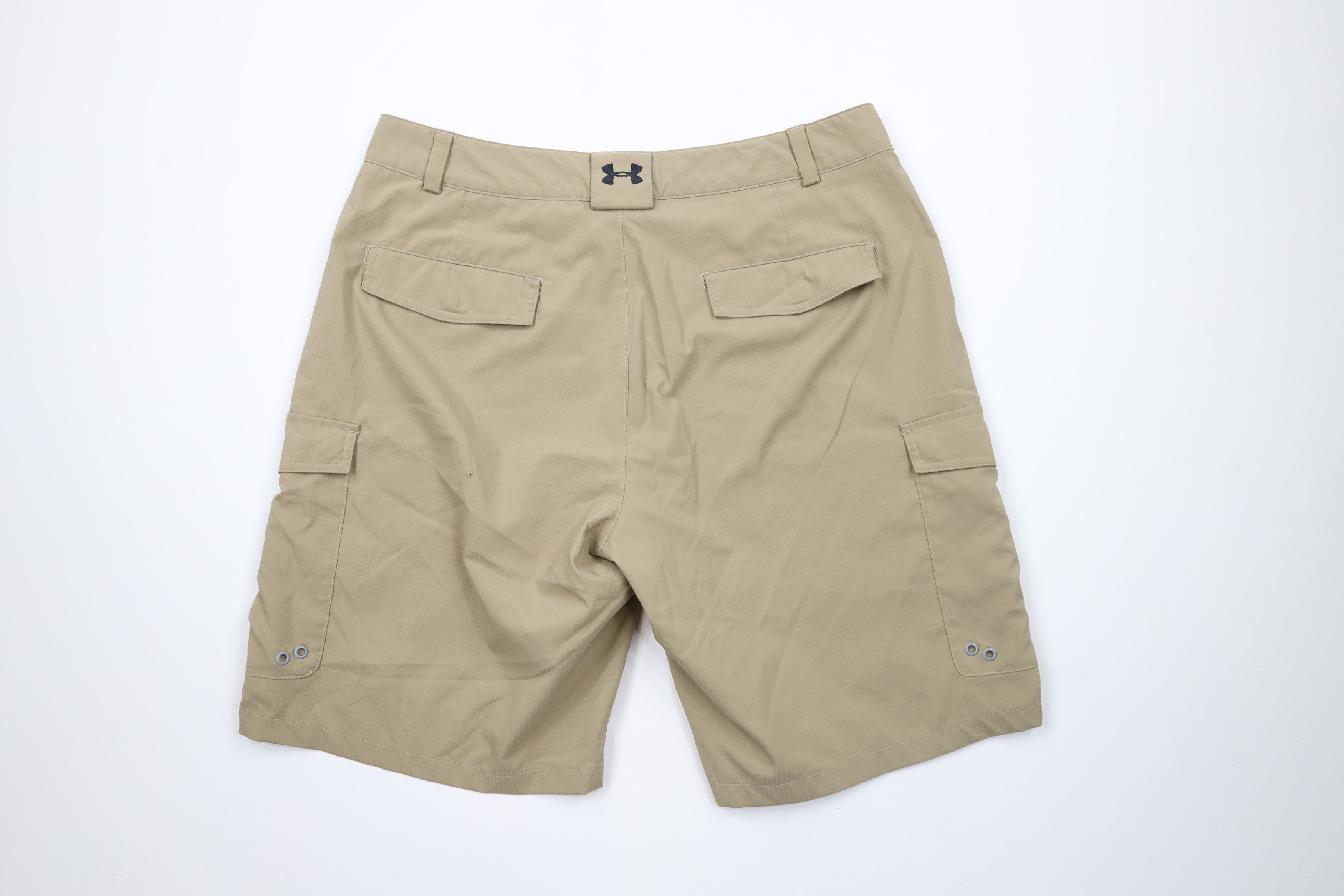 Under Armour × Vintage Under Armour Distressed Above Knee Cargo Shorts Beige Size US 34 / EU 50 - 10 Thumbnail
