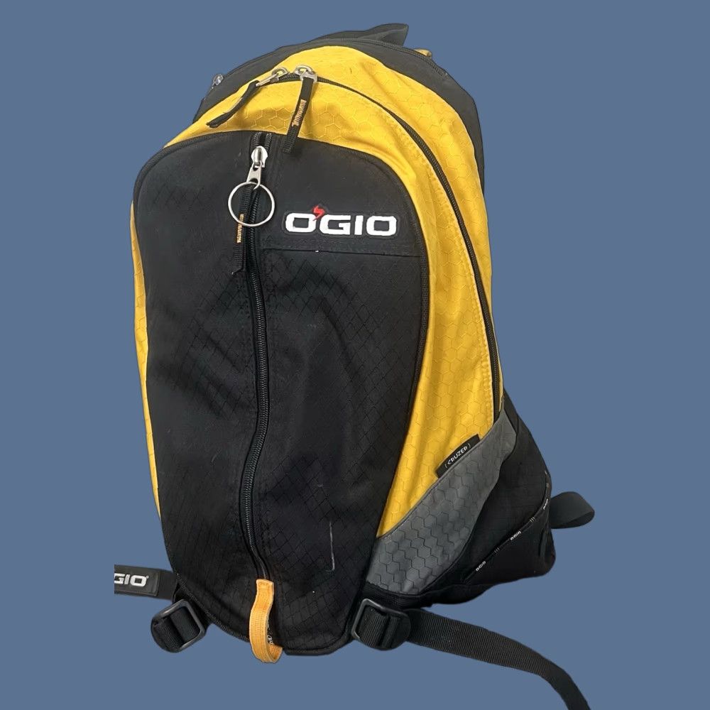 Vintage VINTAGE Ogio Cruzer Backpack Padded Moto Commuter School Work Travel POD Series Unisex Adults Yellow Backpack Size ONE SIZE - 1 Thumbnail