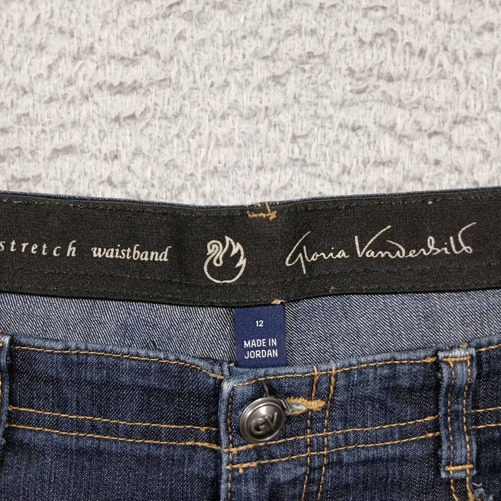 Gloria Vanderbilt Gloria Vanderbilt Stretch Waistband Denim Capri Jeans Womens 12 Dark Wash Size 34" / US 12 / IT 48 - 3 Thumbnail