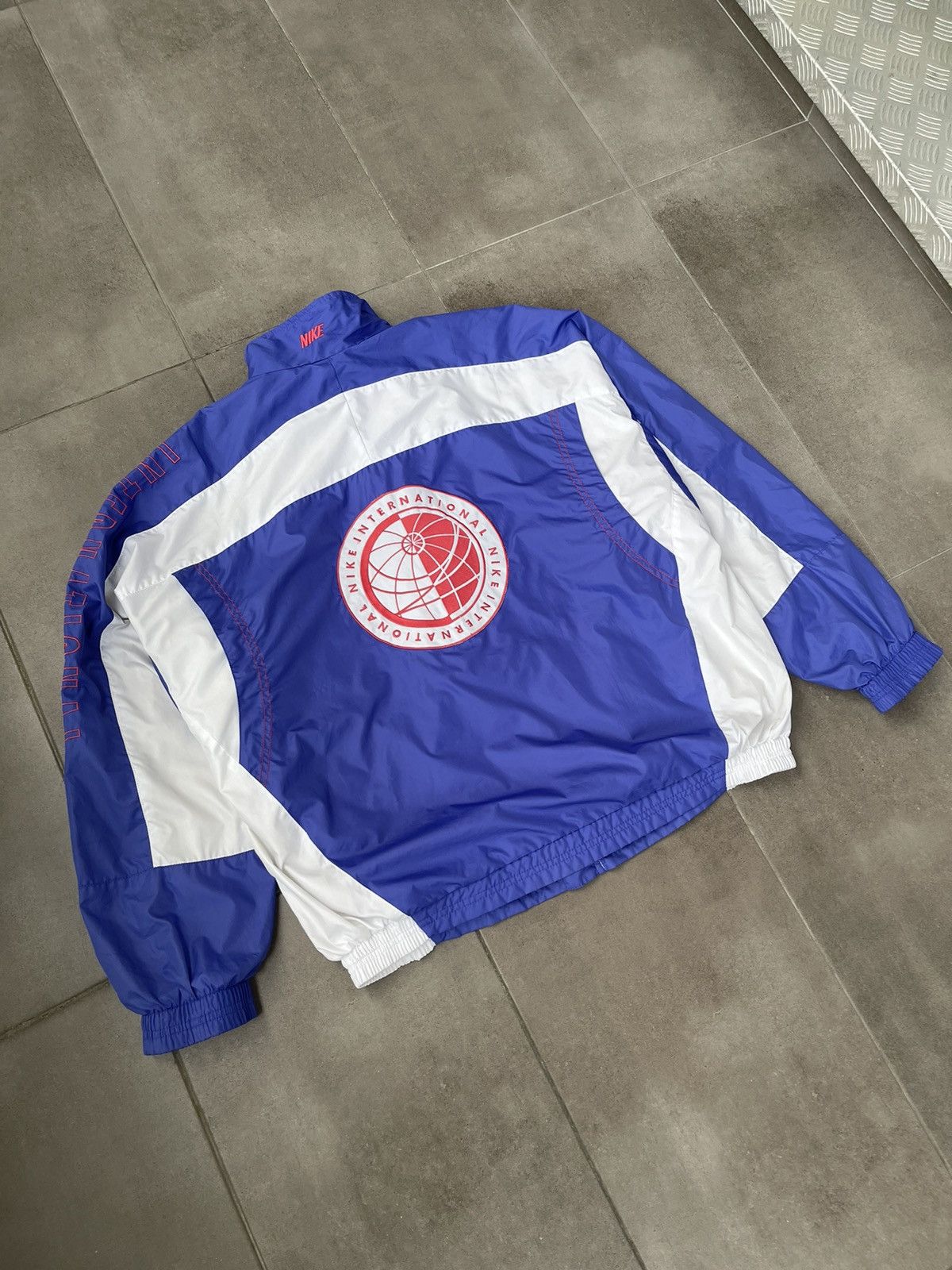 Nike 90S Nike International 3 Tone Technical Track Light Jacket Size US L / EU 52-54 / 3 - 14 Thumbnail