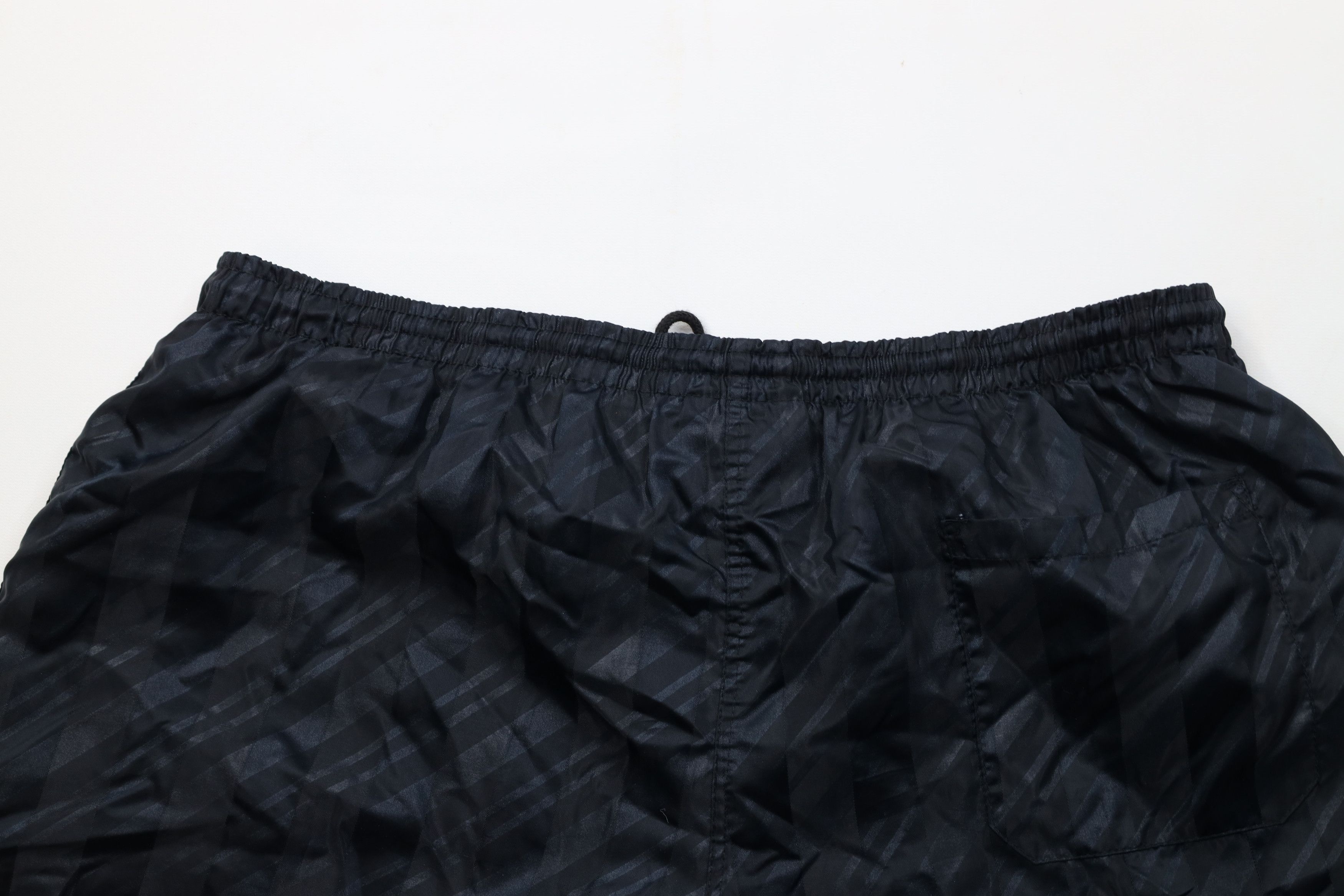 Vintage Vintage 90s Mitre Running Jogging Soccer Shorts Black Size US 36 / EU 52 - 10 Thumbnail