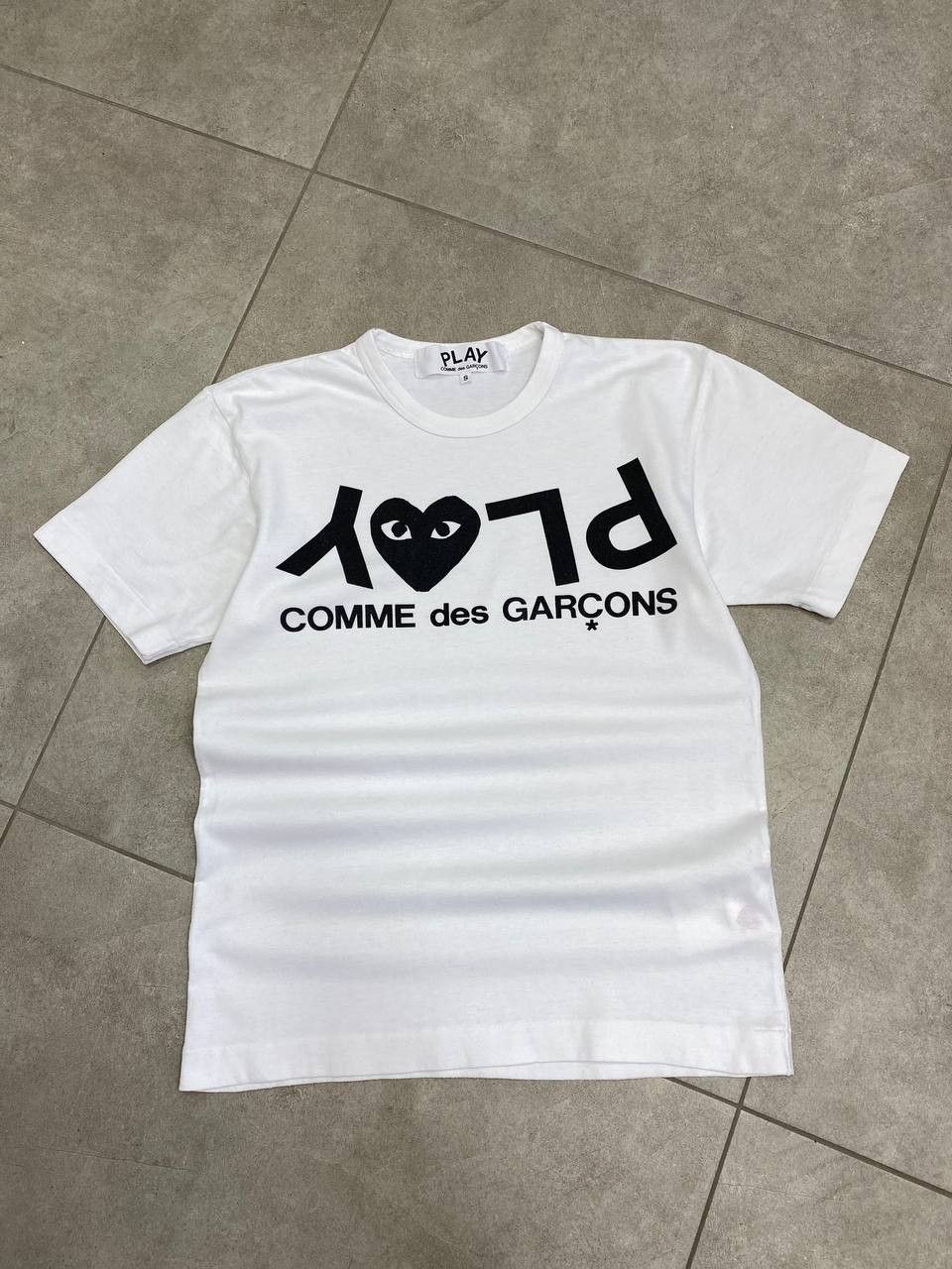 PLAY Comme des Garcons Reverse Big Logo T-Shirt