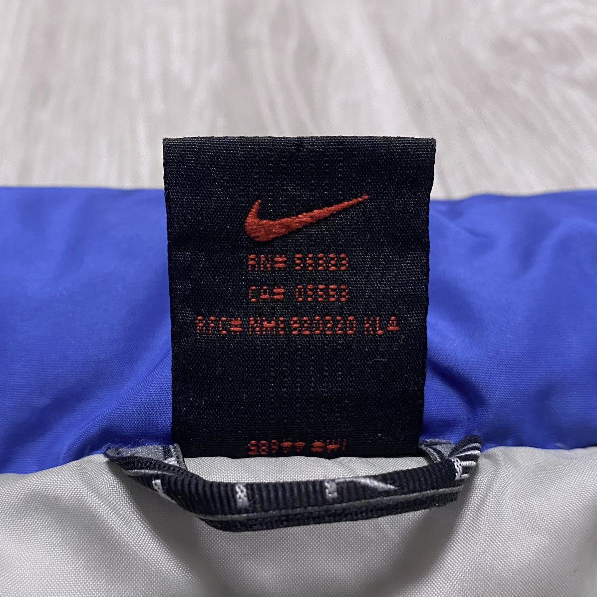 Nike Vtg 90’s Distressed Nike Puffer Down Jacket Embroidered Logo Size US M / EU 48-50 / 2 - 25 Thumbnail