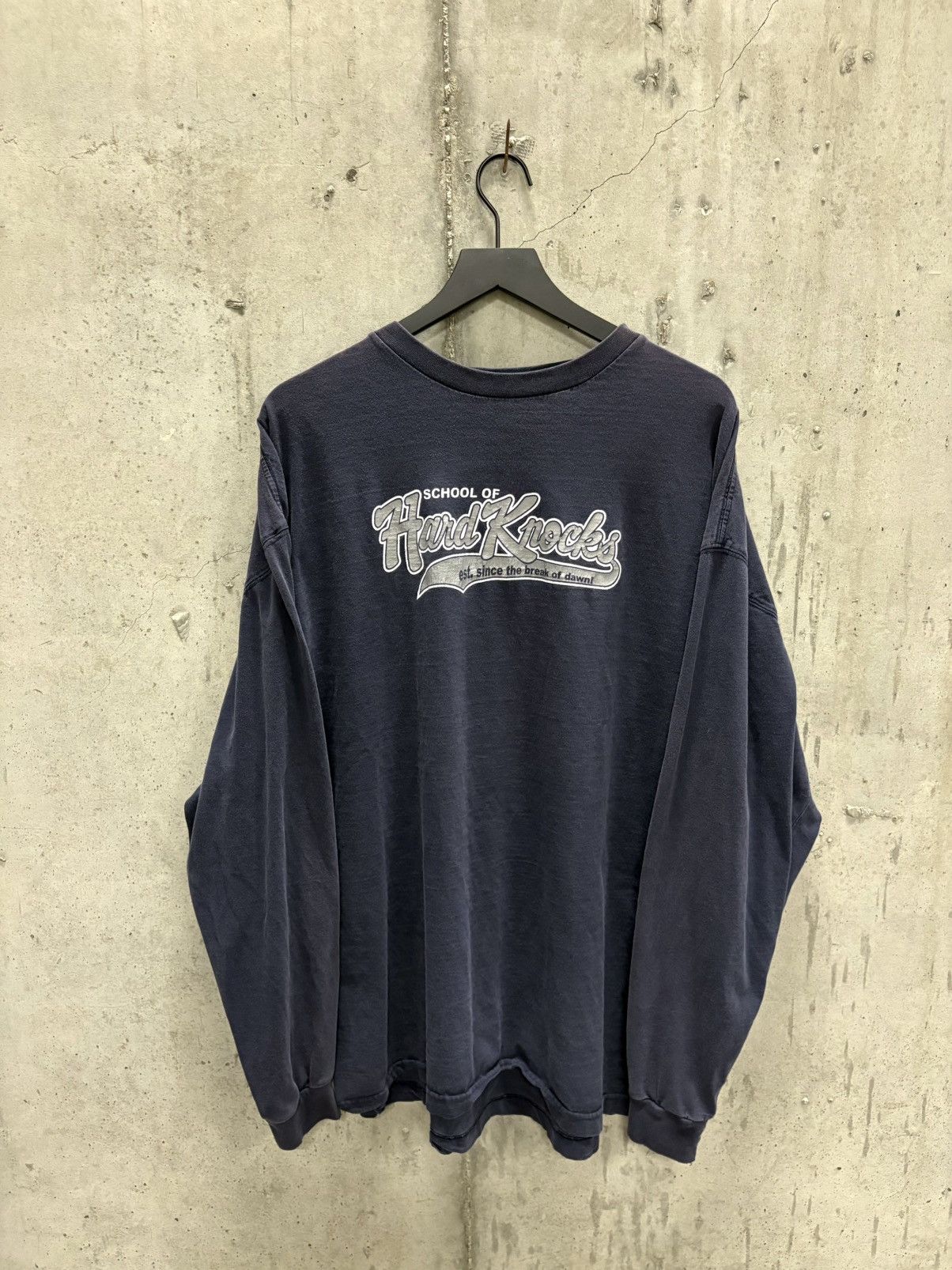 Vintage Vintage School Of Hard Knocks Shirt Faded Distress Grunge Size US XXL / EU 58 / 5 - 1 Thumbnail