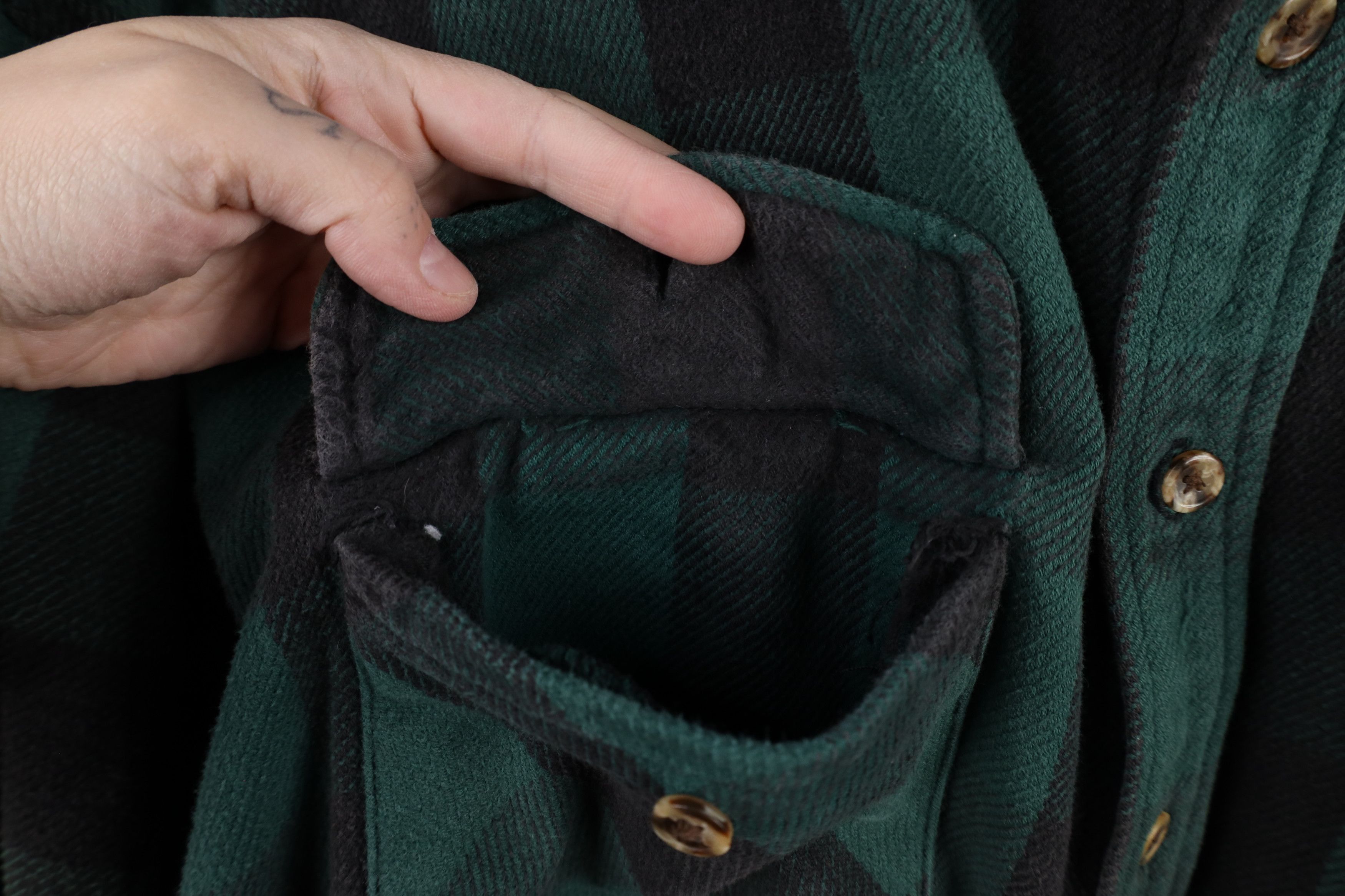 Vintage Vintage 90s Streetwear Heavyweight Button Shirt Plaid Size US XXL / EU 58 / 5 - 6 Thumbnail