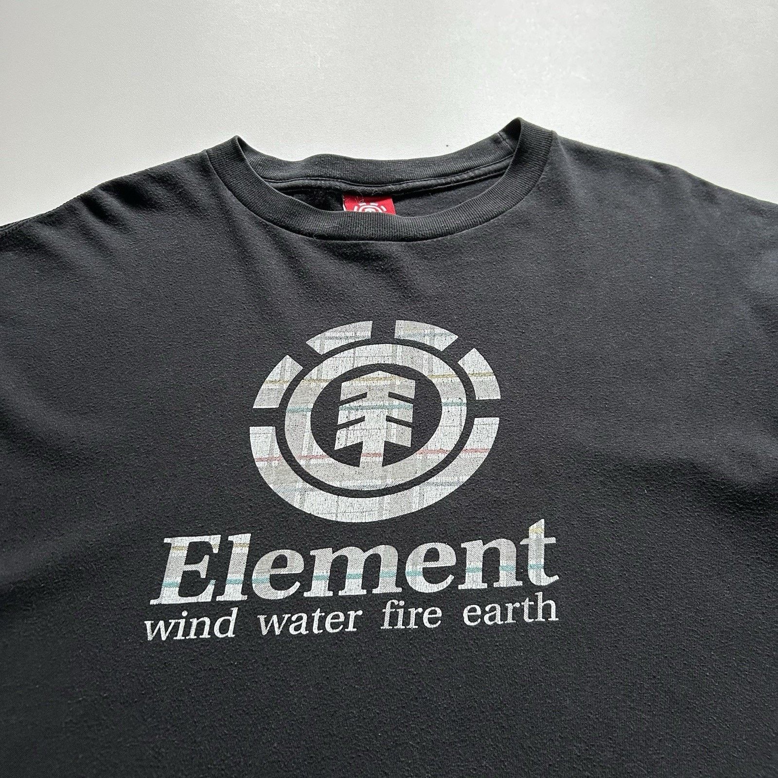 Element Vintage Y2K Element Skateboards T Shirt XL Y2K Logo Graphic Size US XL / EU 56 / 4 - 2 Thumbnail
