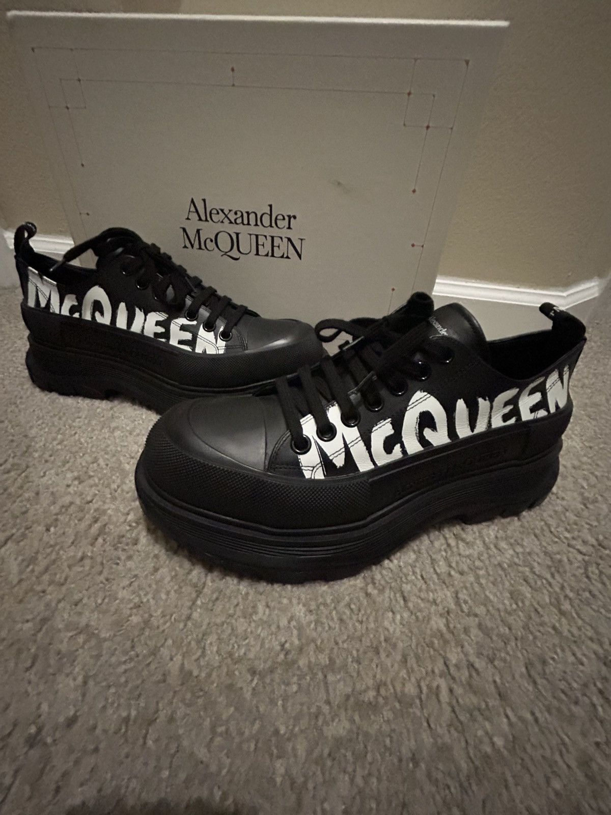 Alexander McQueen Alexander McQueen Tread ‘Graffiti Logo Size US 9.5 / EU 42-43 - 3 Thumbnail