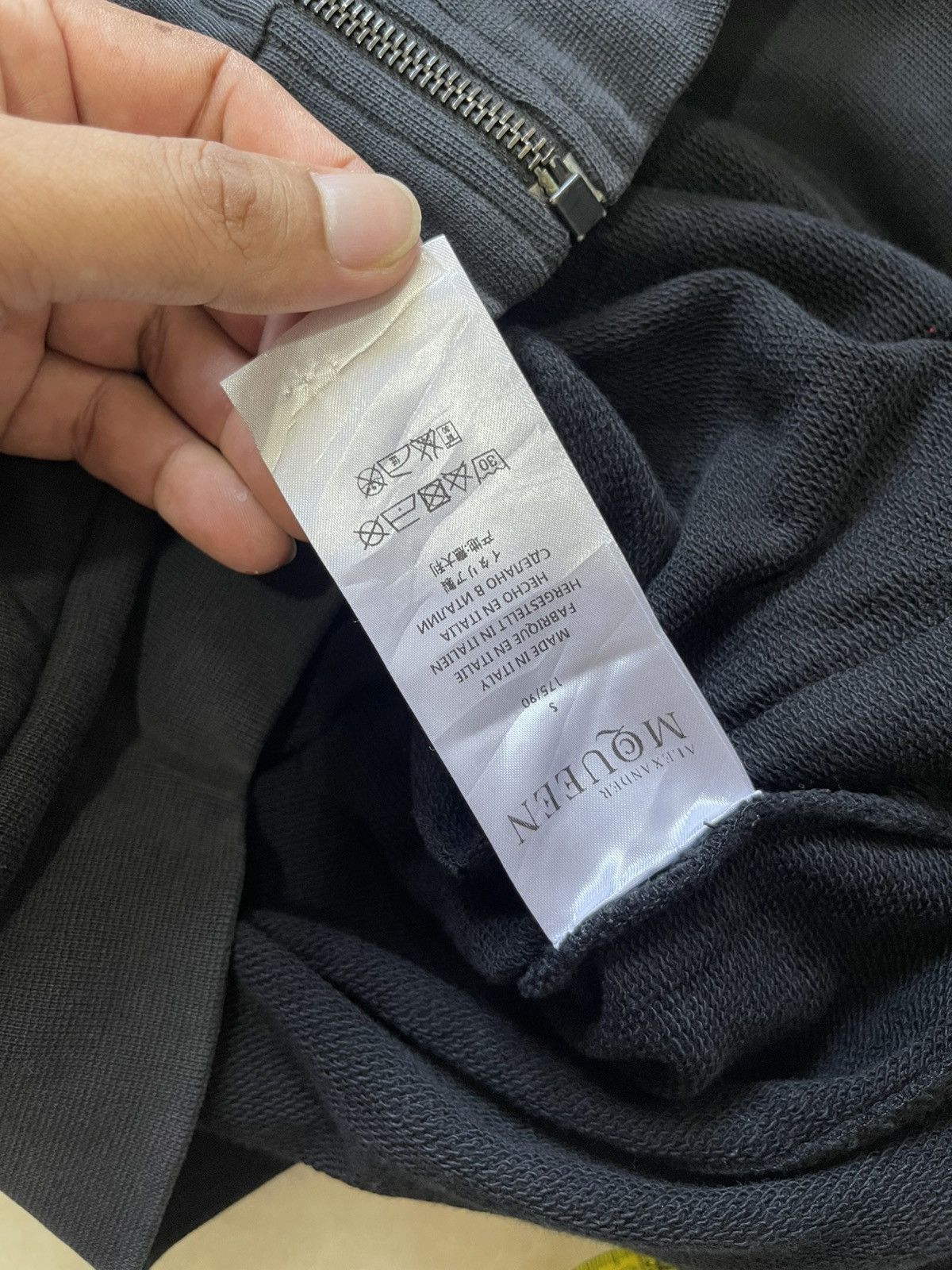 Alexander McQueen Alexander Mcqueen Asymetrical Zip Hoodie #99 Size US M / EU 48-50 / 2 - 13 Thumbnail