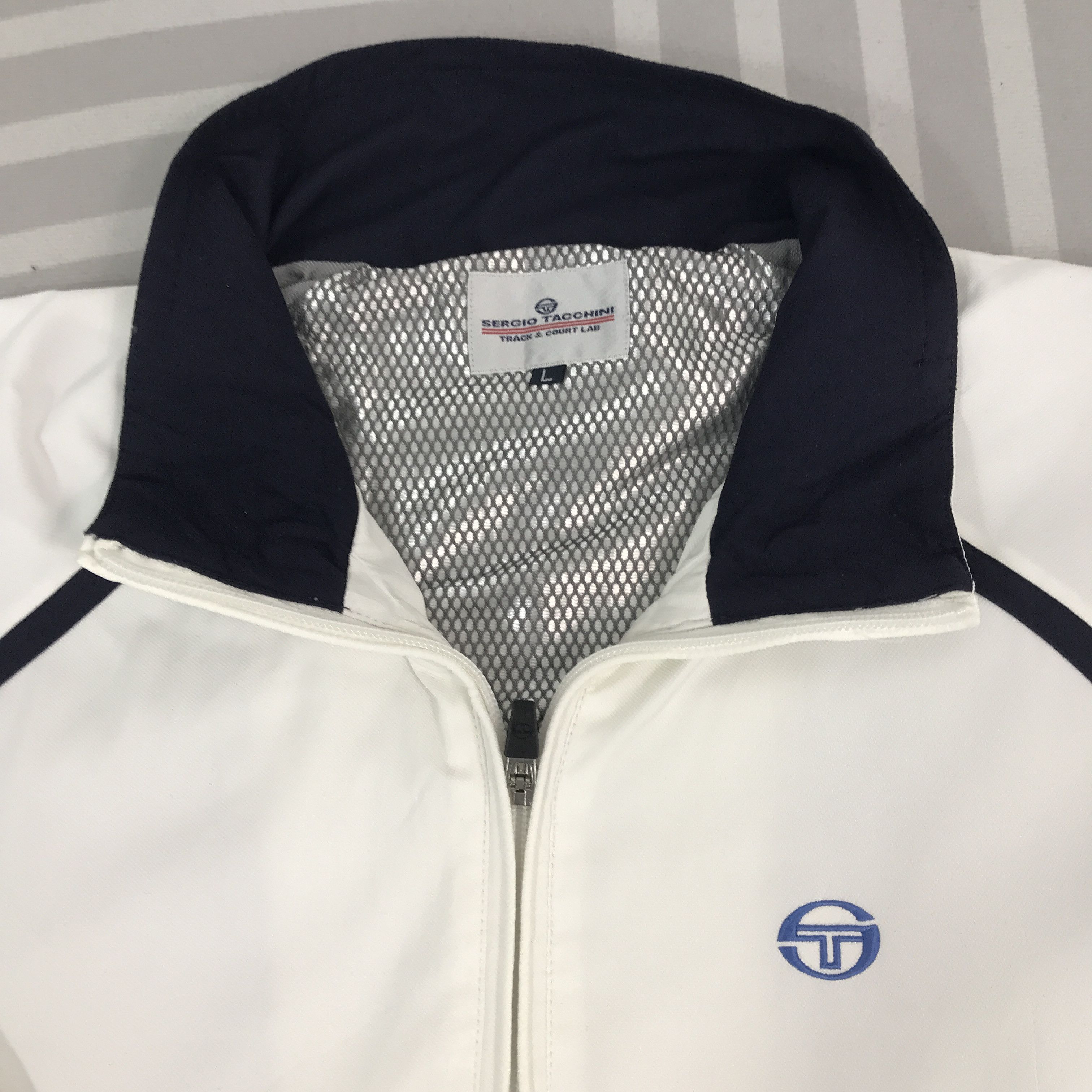 Sergio Tacchini Vintage Sergio Tacchini Light Jacket Size US L / EU 52-54 / 3 - 8 Thumbnail