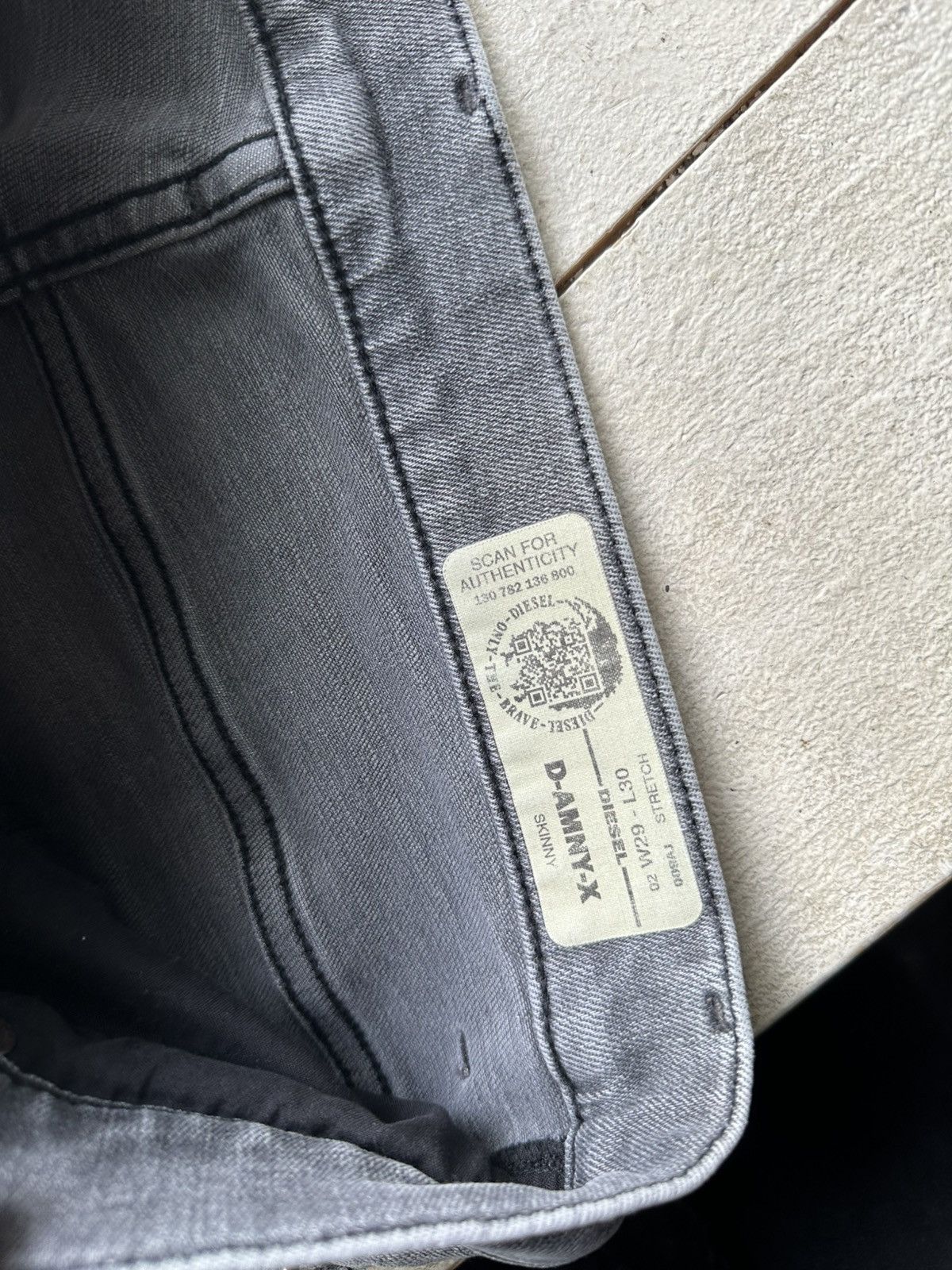 Diesel 🚨Gothic Diesel Regular Slim relax Flared Jeans Womens Size 29" - 6 Thumbnail