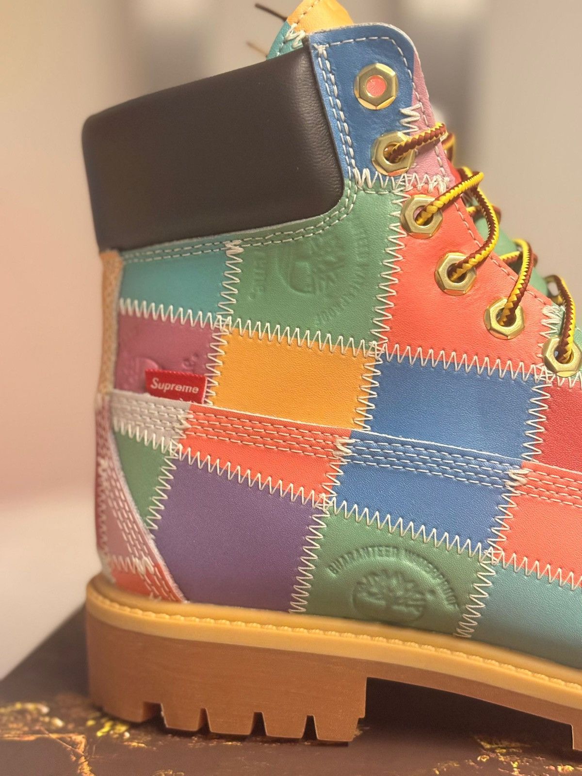 TIMBERLAND x SUPREME -NEW NEVER WORN