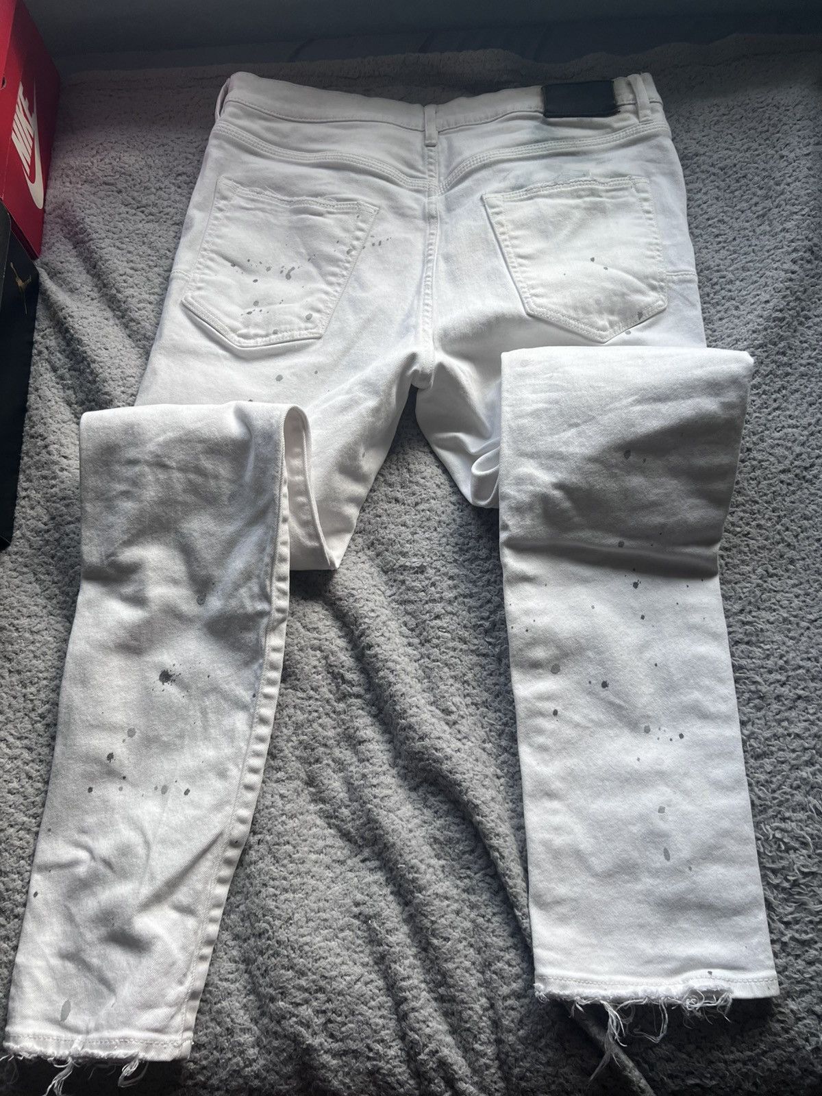 Purple Brand Purple jeans paint splatter white jeans Size US 34 / EU 50 - 12 Thumbnail