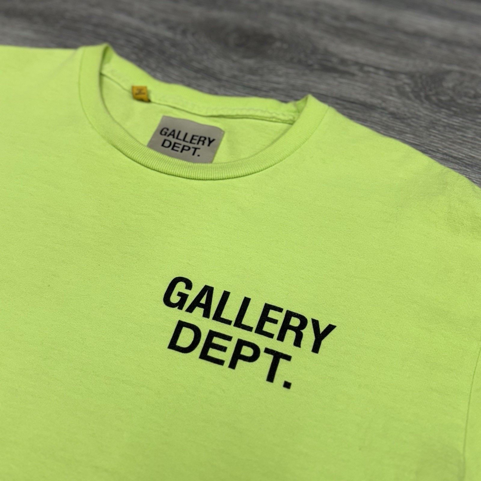 Gallery Dept. Gallery Dept Souvenir Tee ' Lime Green ' | ONLY WORN 1x Size US L / EU 52-54 / 3 - 7 Thumbnail
