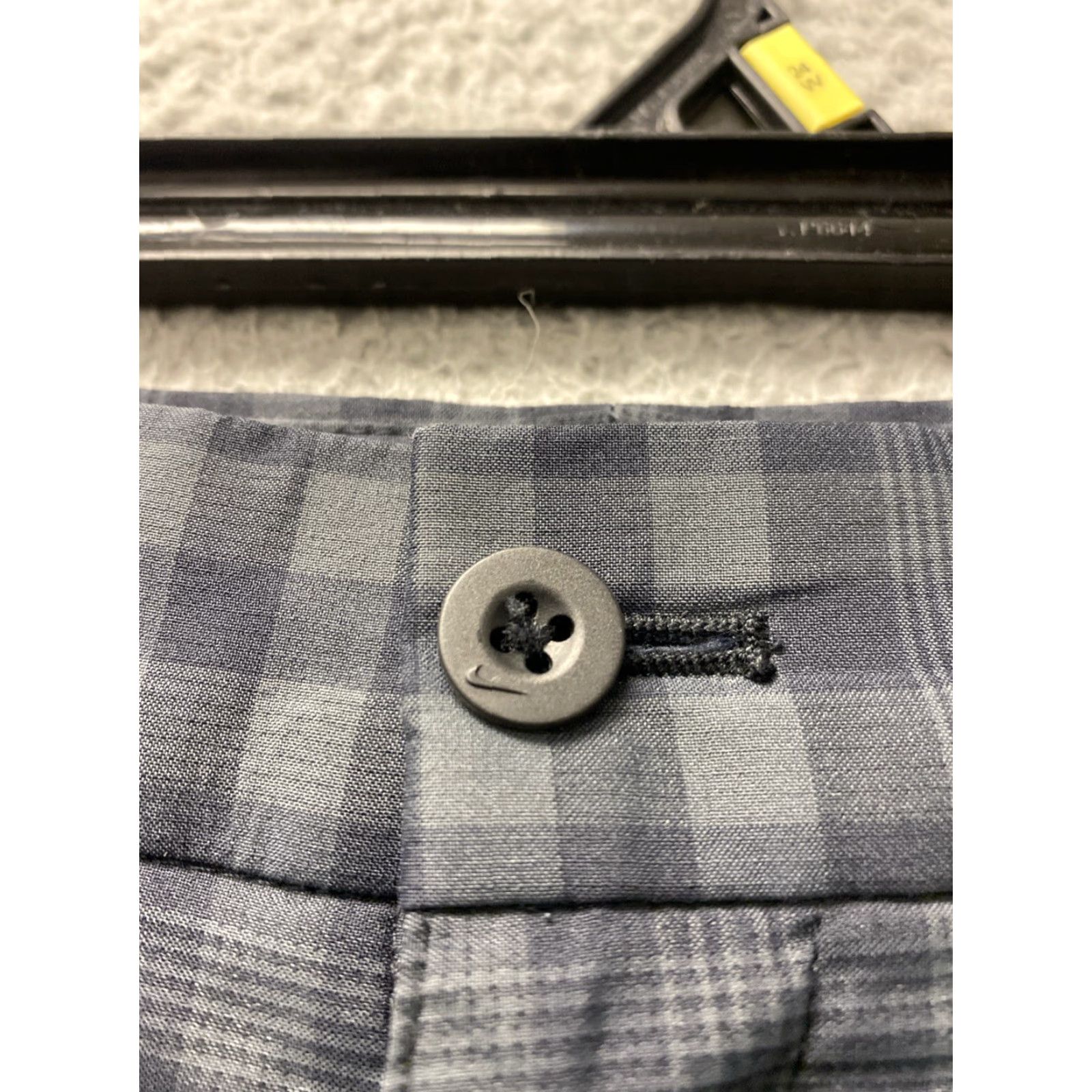 Nike Nike Dri-Fit Golf Shorts Men 38 Dark Gray Elastic Waist Button Closure Breathable Moisture Wicking Athletic Activewear Shorts Size US 38 / EU 54 - 3 Thumbnail