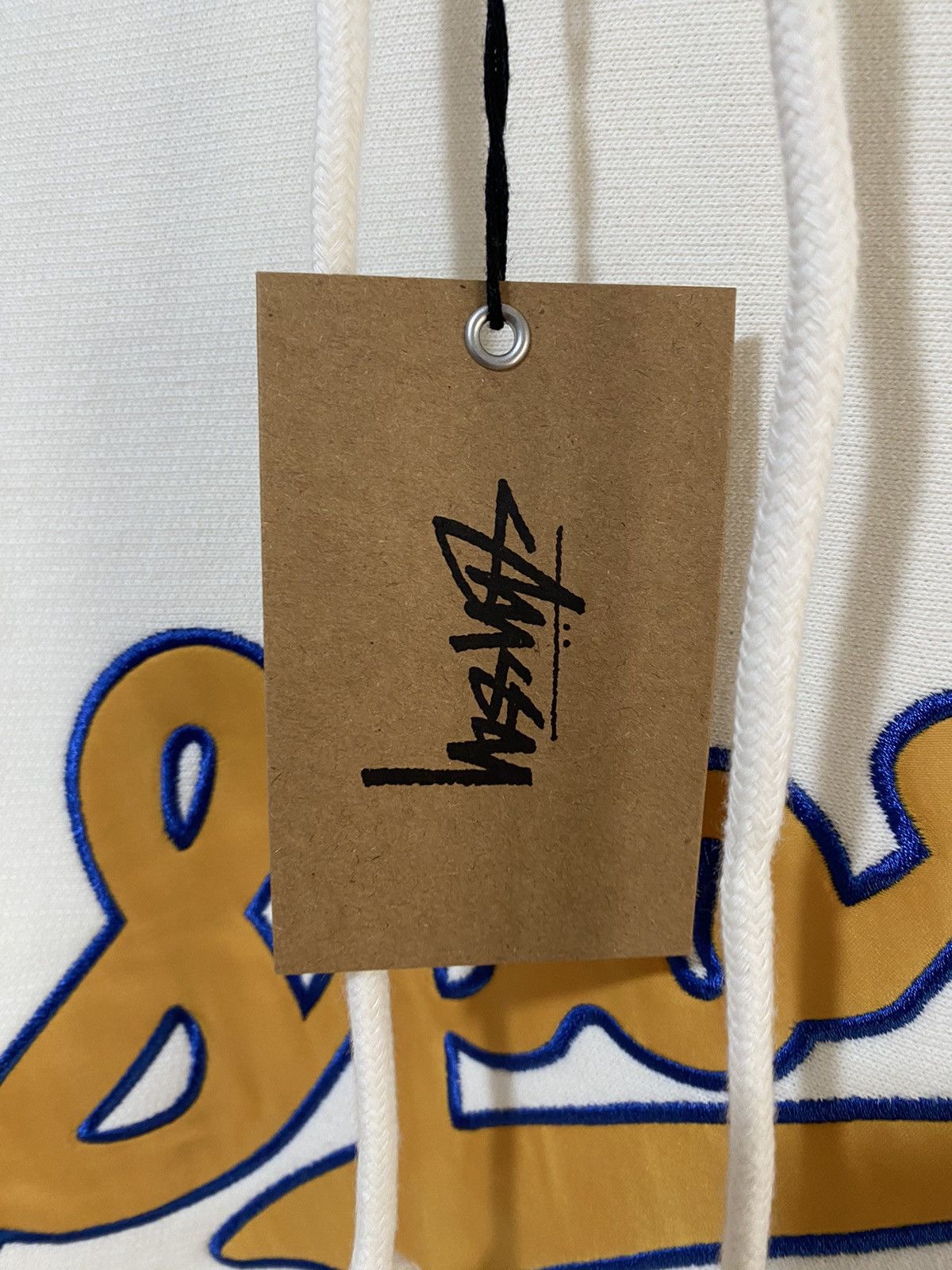 Stussy Stüssy Satin Patch White Sweatshirt with New Front Patch Size US XL / EU 56 / 4 - 7 Thumbnail