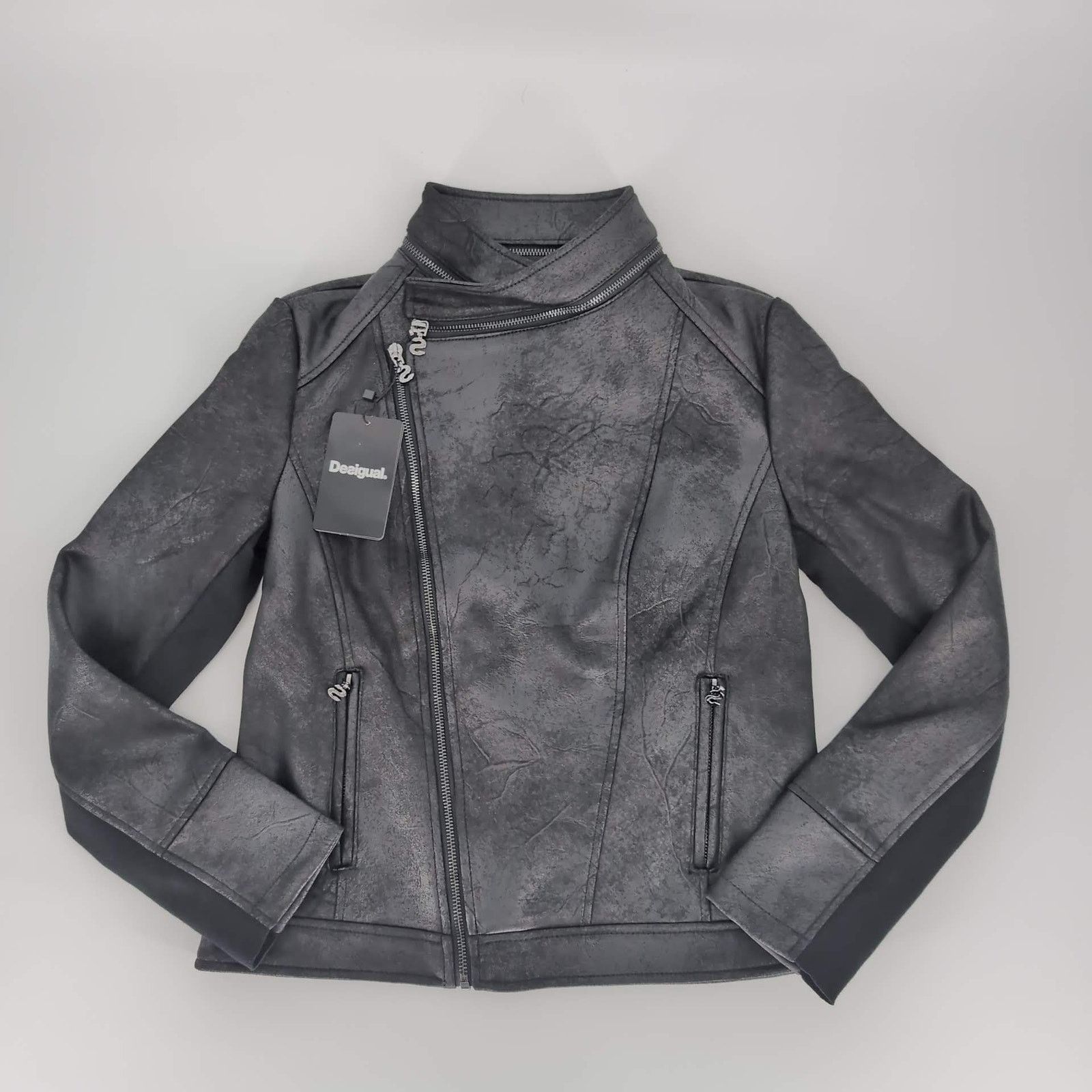 Desigual Desigual Millet NWT Black Zipper Motorcycle Jacket US Size 6 Size S / US 4 / IT 40 - 4 Thumbnail