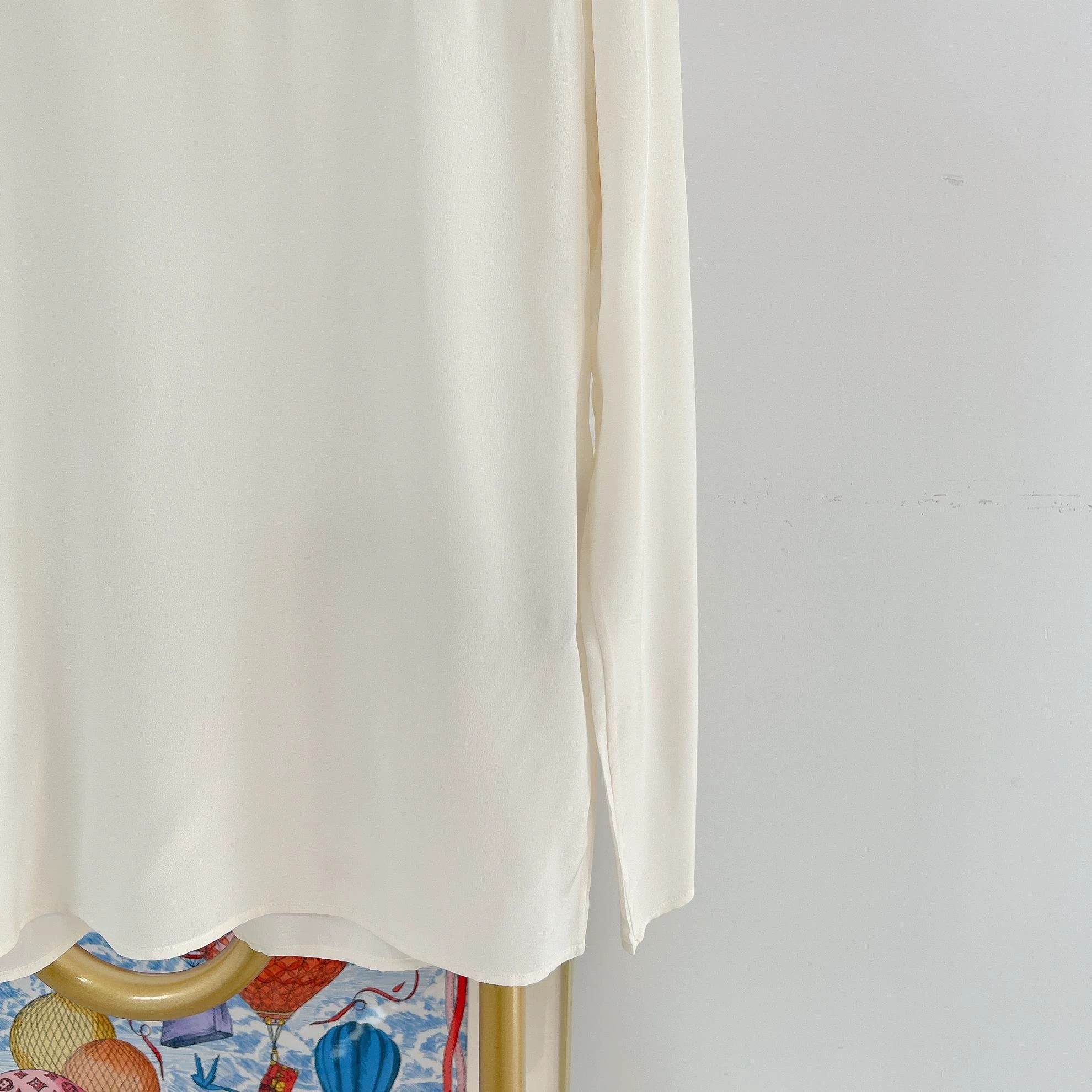 Miu Miu MIU MIU White Silk Top 36 7476 Size XS / US 0-2 / IT 36-38 - 5 Thumbnail