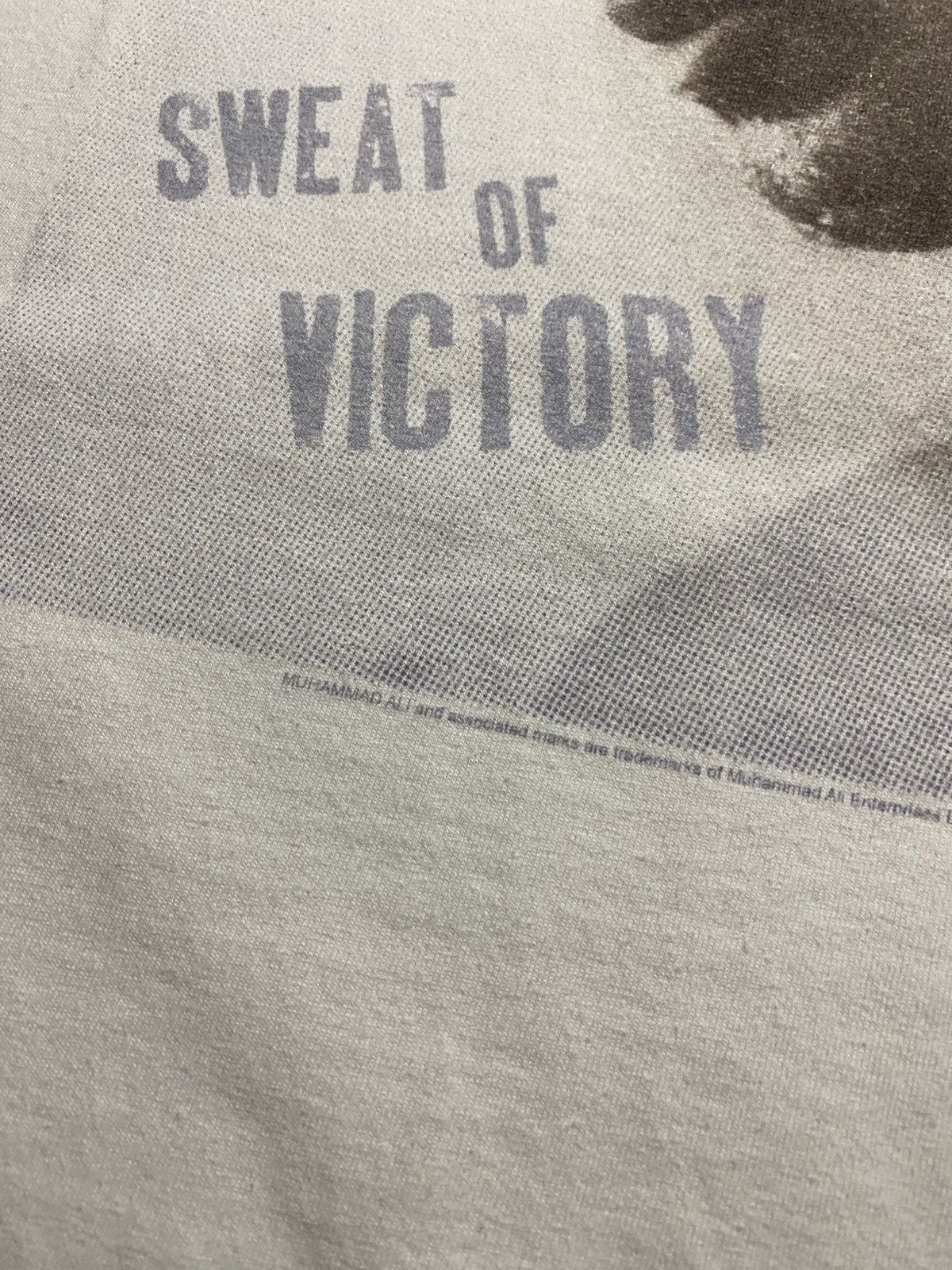 Vintage Vintage 00’s Muhammad Ali Sweat of Victory y2k t shirt Size US M / EU 48-50 / 2 - 6 Thumbnail