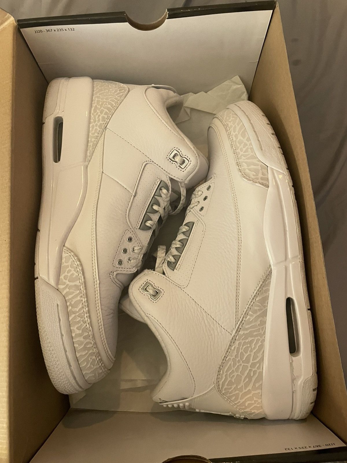 Jordan Brand Air Jordan 3 Pure Money 2007 Size 11.5 Size US 11.5 / EU 44-45 - 11 Thumbnail
