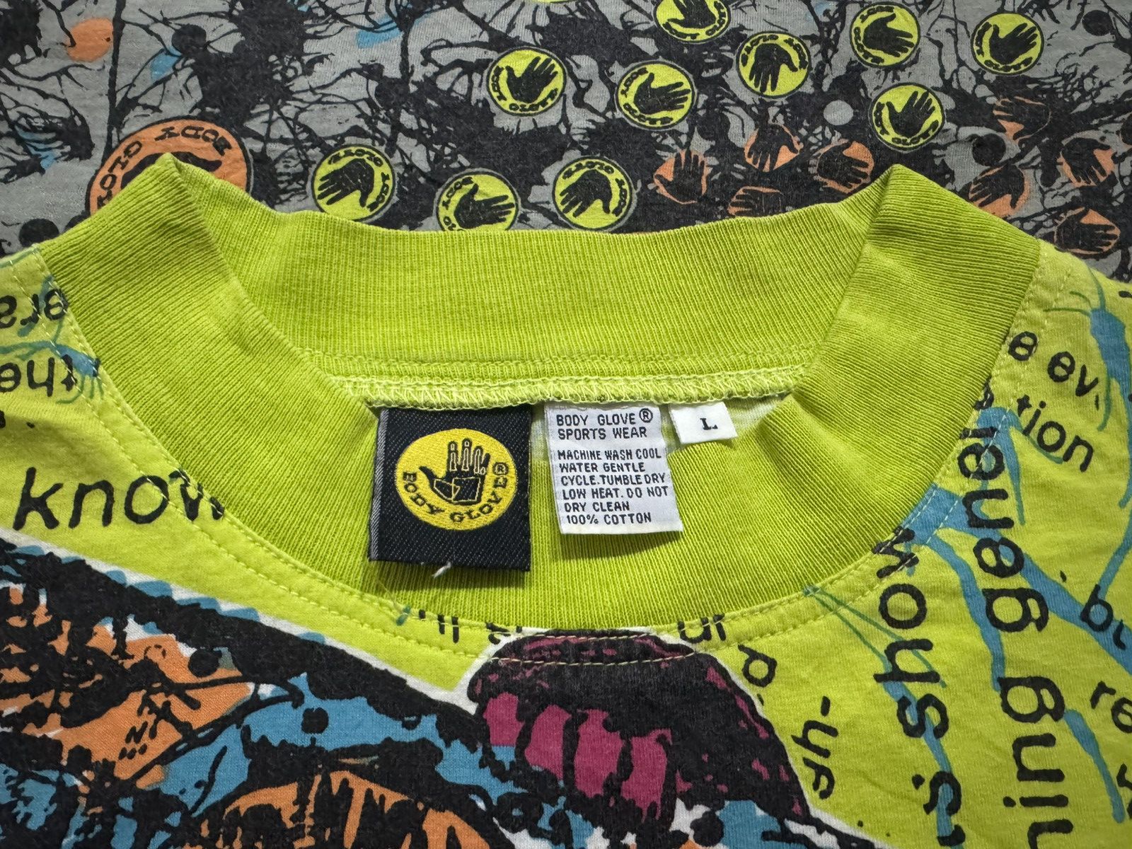 Body Glove × Vintage Vintage 90’s Body Glove Skateboard Full Print!!! Size US L / EU 52-54 / 3 - 3 Thumbnail