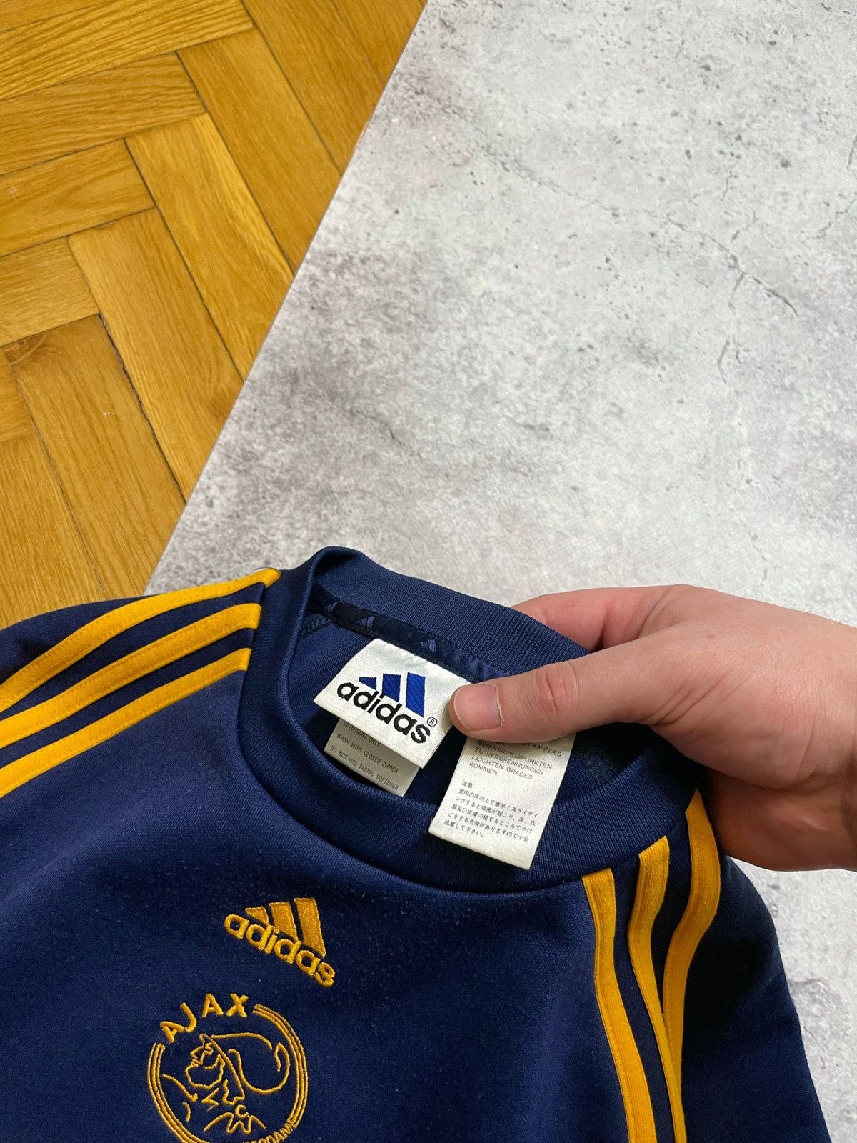 Adidas Vintage 90s Adidas Ajax Amsterdam football Sweatshirt Size US S / EU 44-46 / 1 - 6 Thumbnail