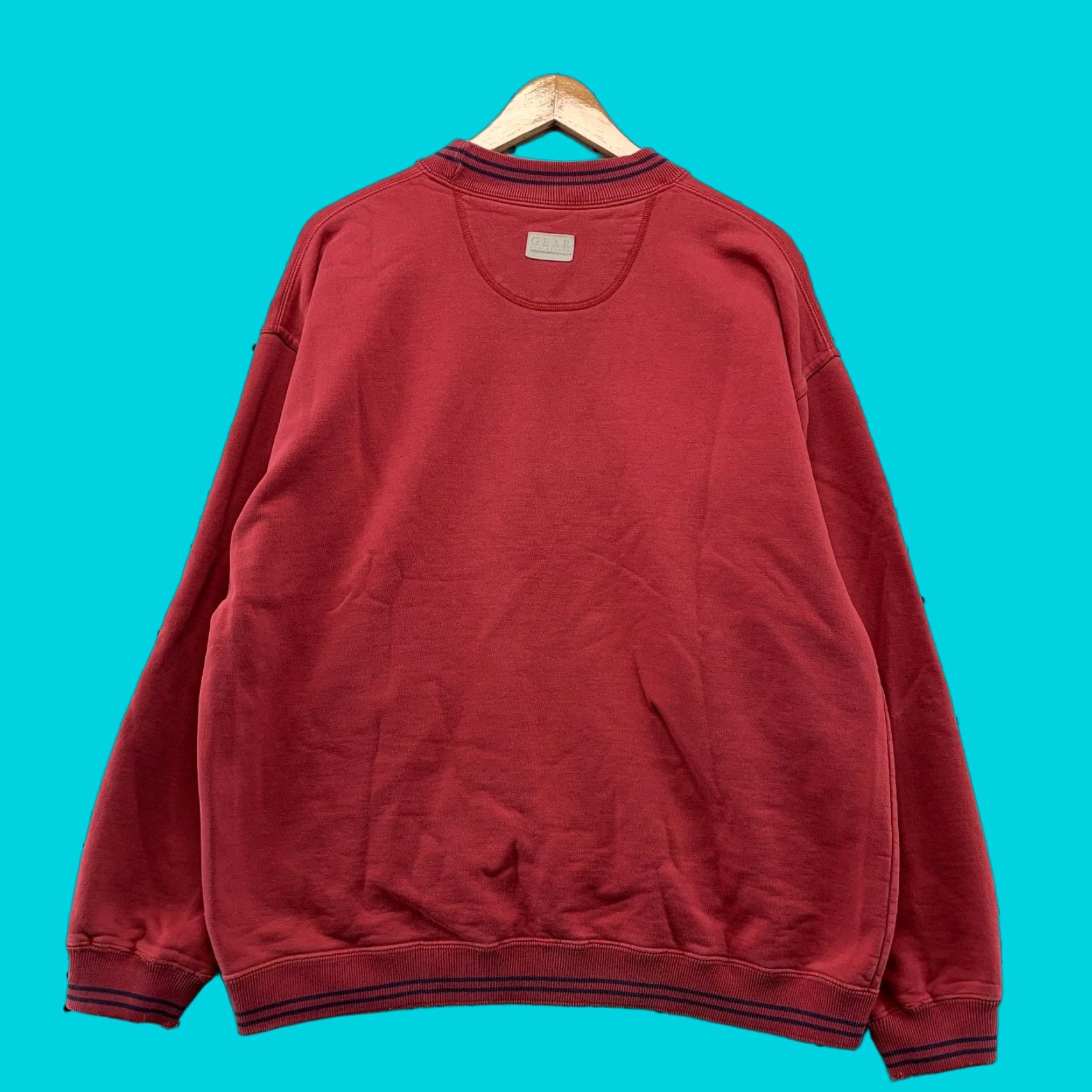 Vintage VINTAGE Gear For Sports Sweatshirt Mens L Red Embroidered Crewneck Fleece Made USA Size US L / EU 52-54 / 3 - 1 Thumbnail