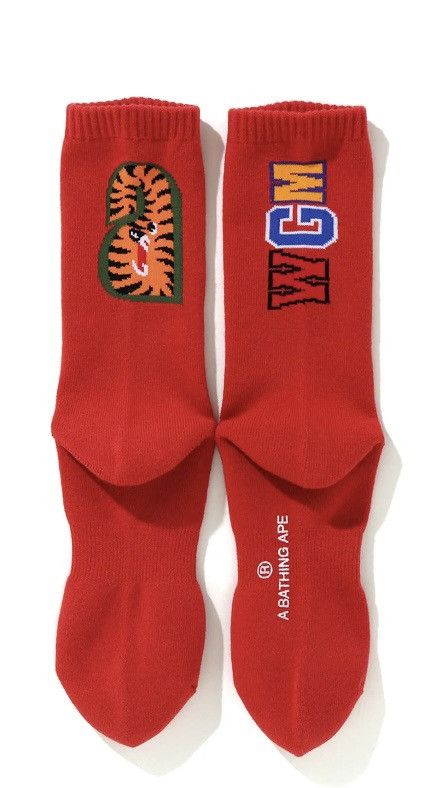 Bape A Bathing Ape Red Shark Socks Size ONE SIZE - 3 Thumbnail