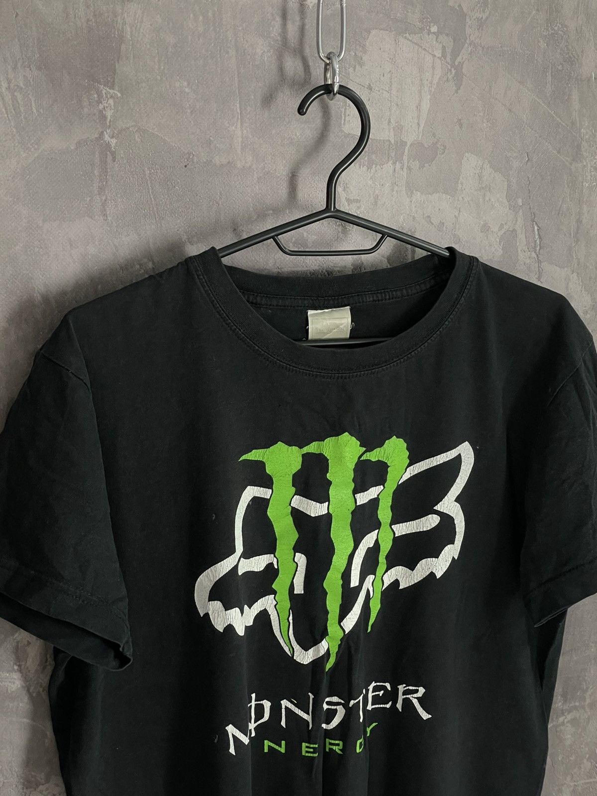 Vintage Monster Energy Vintage Y2K Faded t-shirt Size US M / EU 48-50 / 2 - 6 Thumbnail