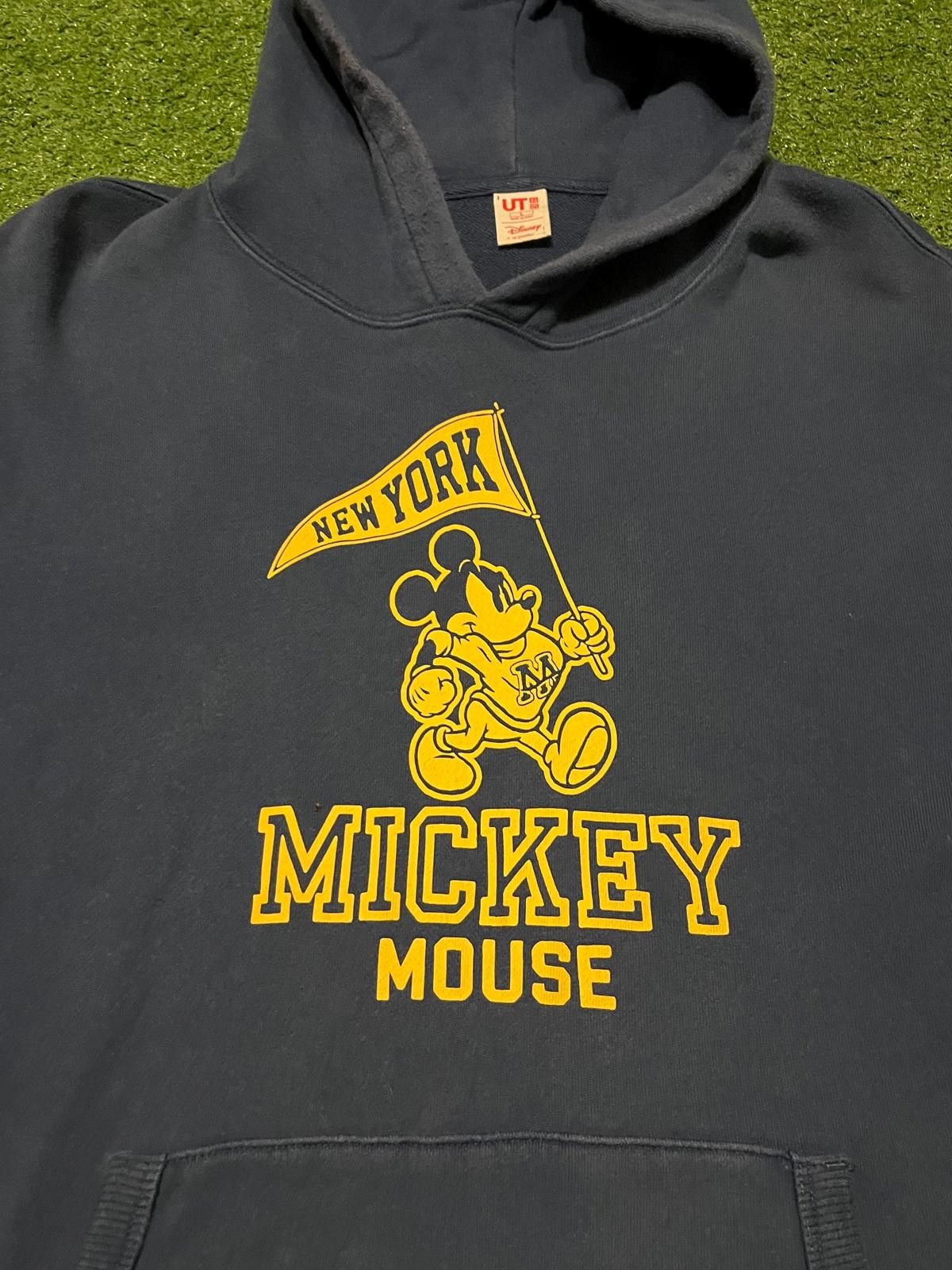 Uniqlo Uniqlo Mickey Mouse New York Hoodie Sweatshirt Size ONE SIZE - 4 Thumbnail