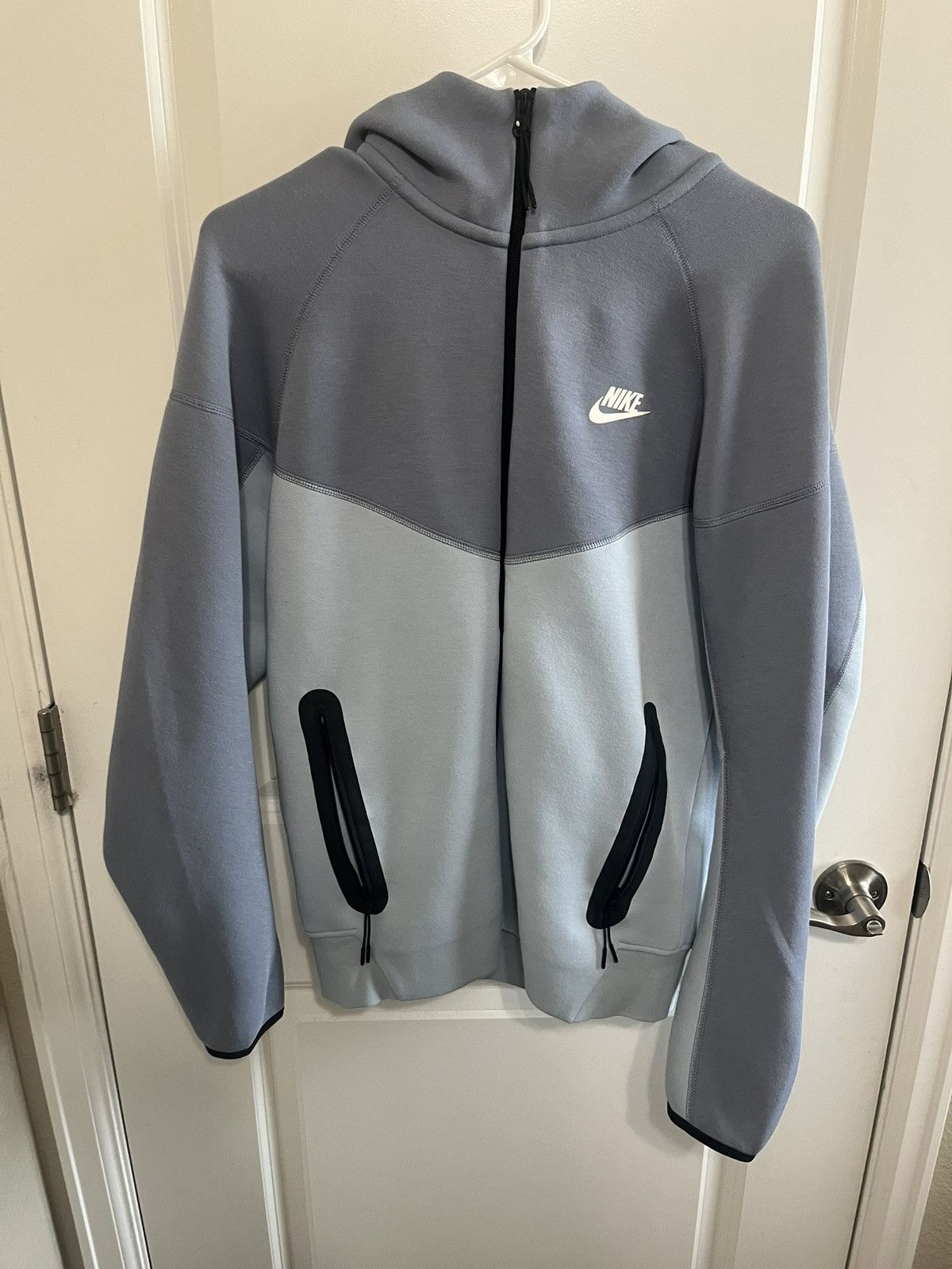 Nike Nike Tech Fleece Size US S / EU 44-46 / 1 - 1 Thumbnail