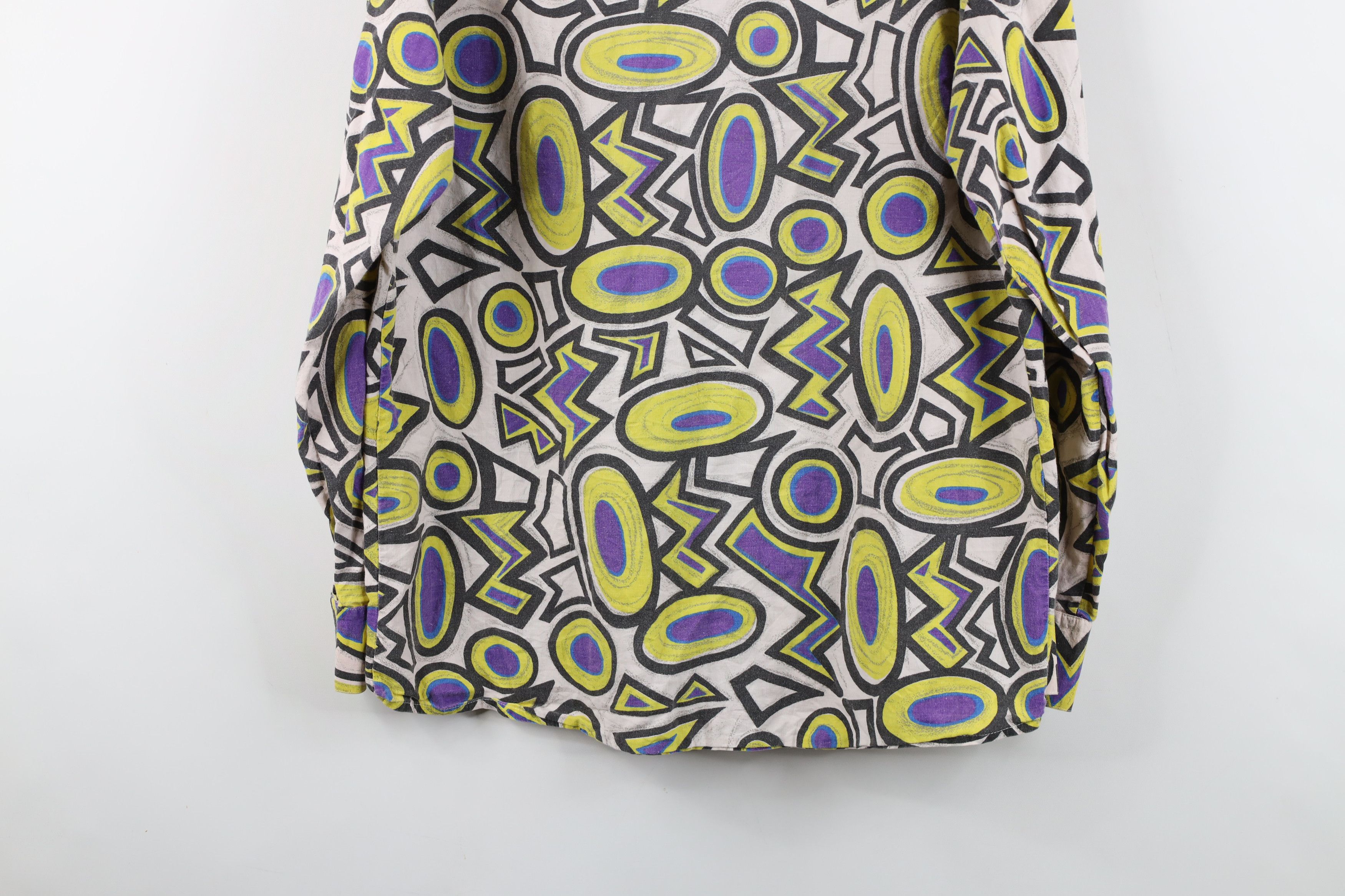 Vintage Vintage 90s Streetwear Abstract Geometric Baggy Button Shirt Size US M / EU 48-50 / 2 - 10 Thumbnail