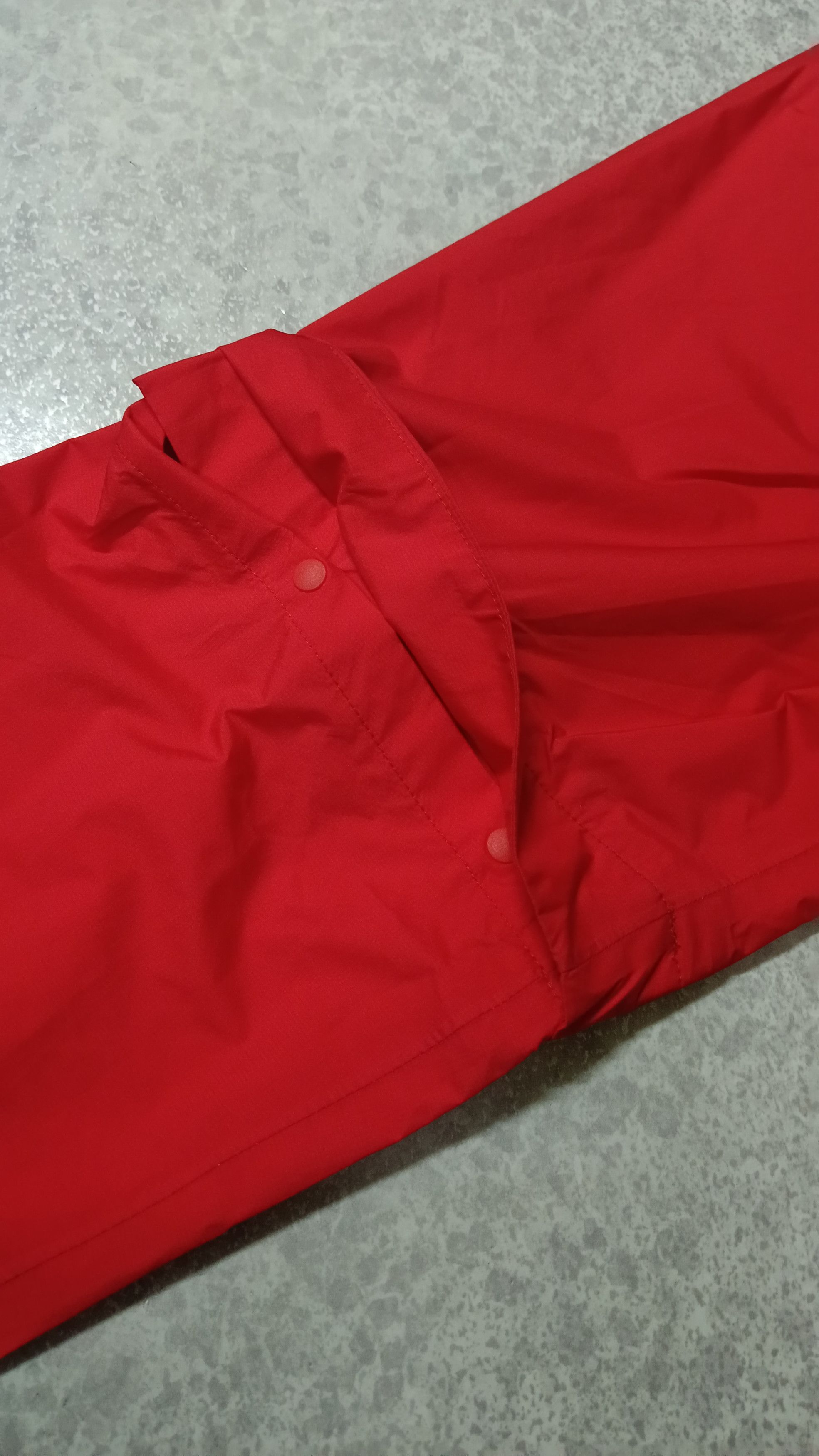 Other Taylor Made Water Resistant Windbreaker Size US L / EU 52-54 / 3 - 5 Thumbnail