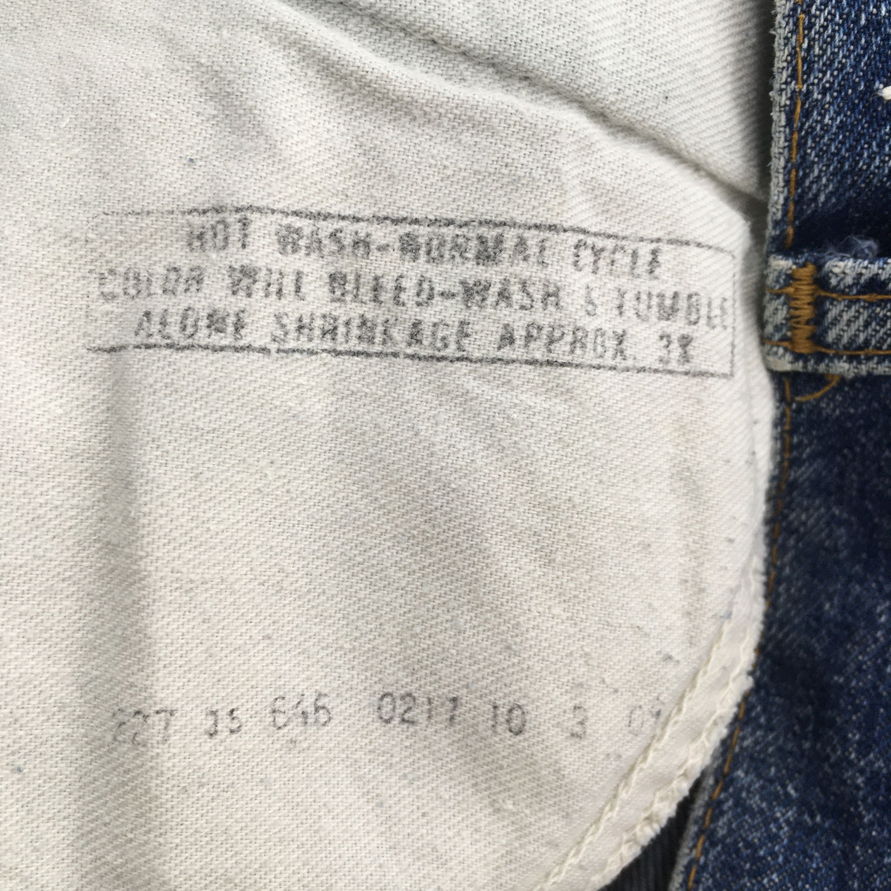 Levi's Size 35x30 Vintage Levi's 517 Bootcut Flare Jeans S355 Size US 35 - 12 Thumbnail
