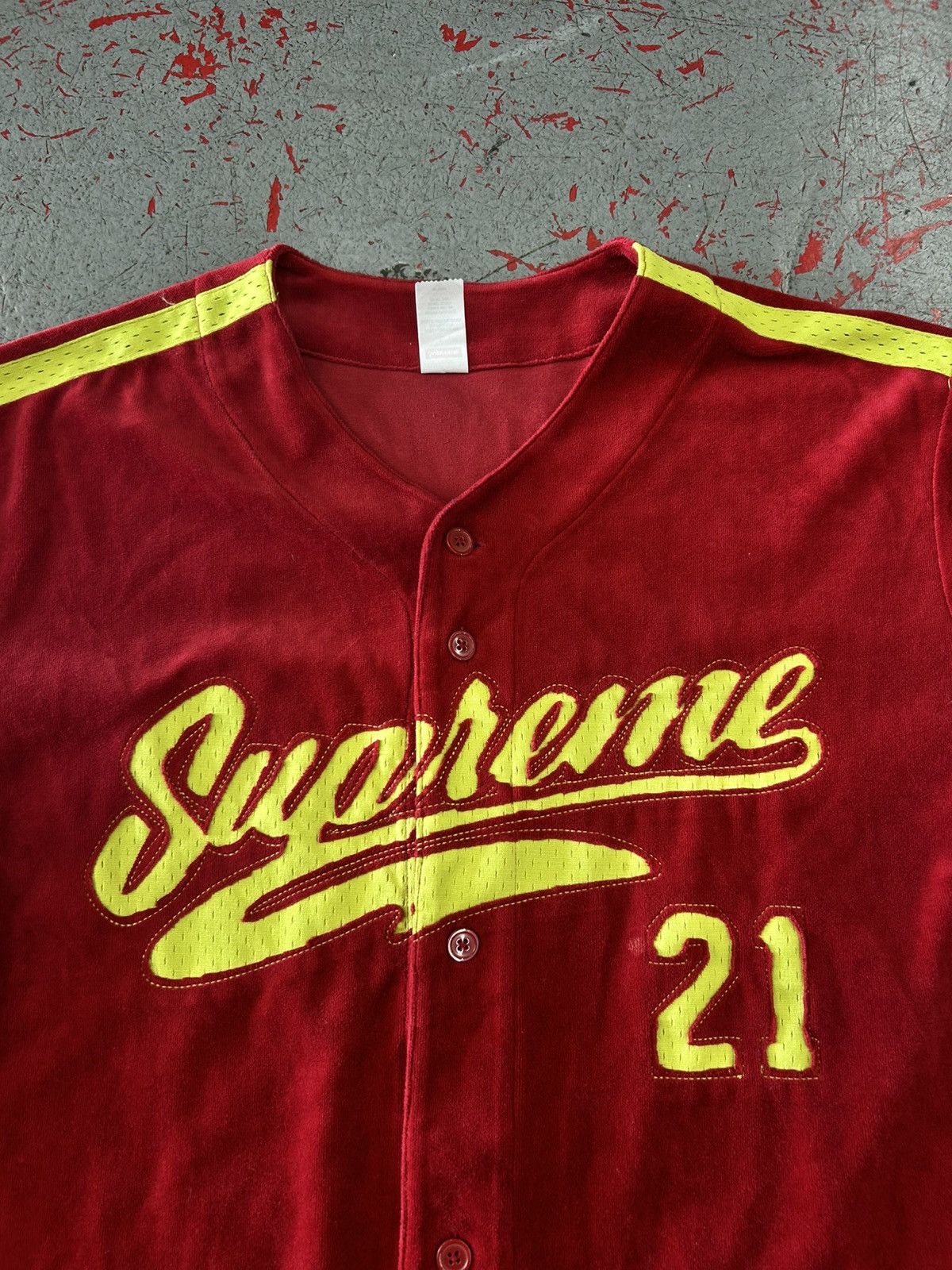 Supreme Supreme Velour Baseball Red Jersey Size Large Size US L / EU 52-54 / 3 - 2 Thumbnail