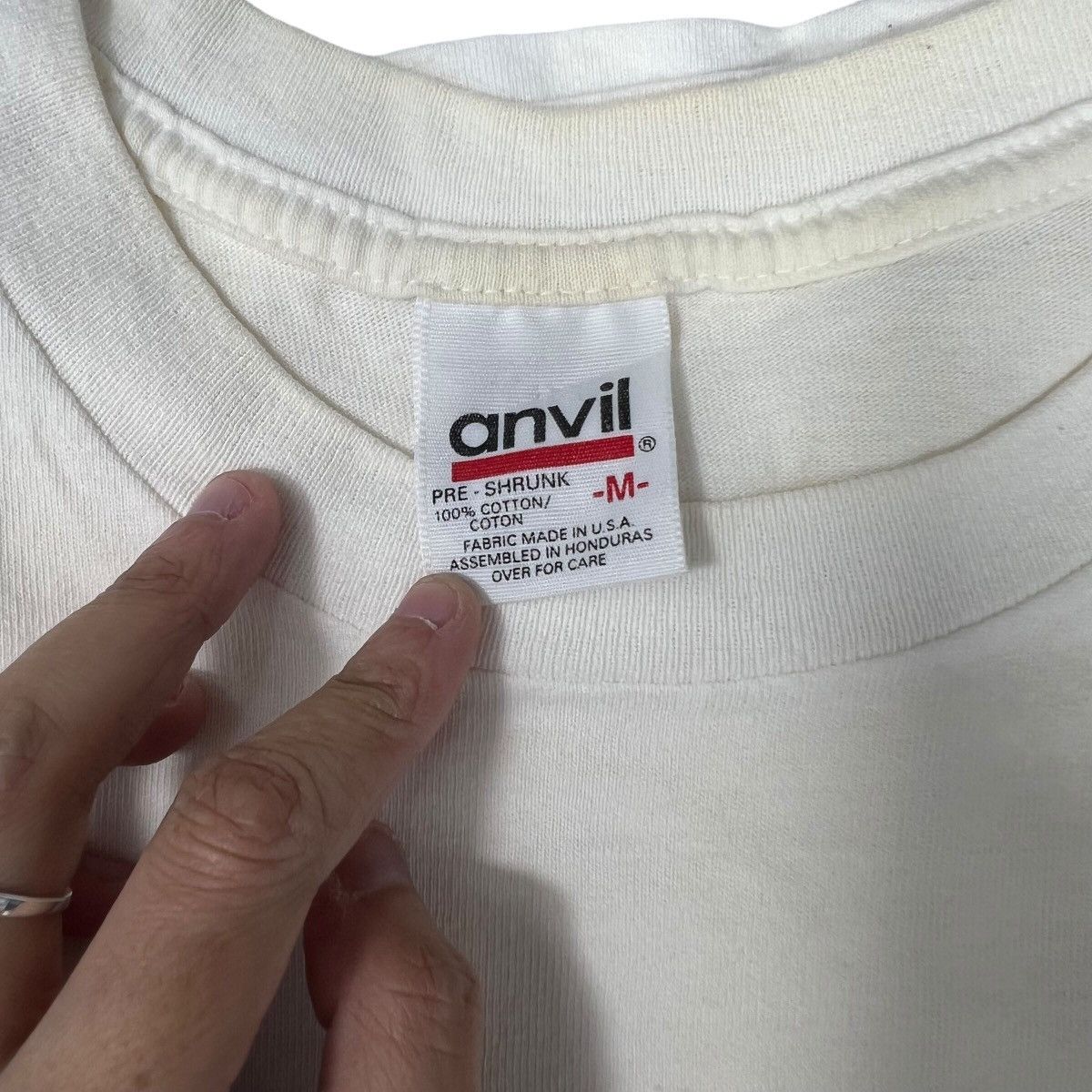 Vintage Vintage 90s Movie SEEN By Anvil Tag T-Shirt Size US M / EU 48-50 / 2 - 6 Thumbnail