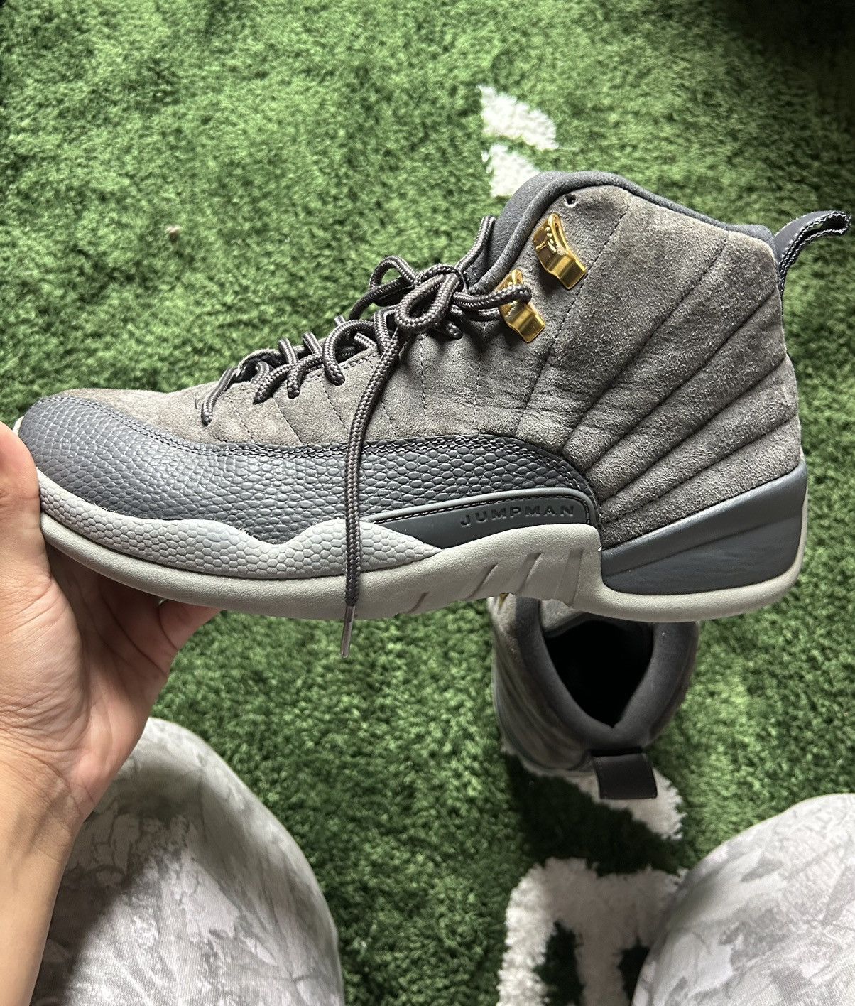 Jordan Brand × Vintage Jordan Grey Wolves 12s Size US 9 / EU 42 - 2 Thumbnail