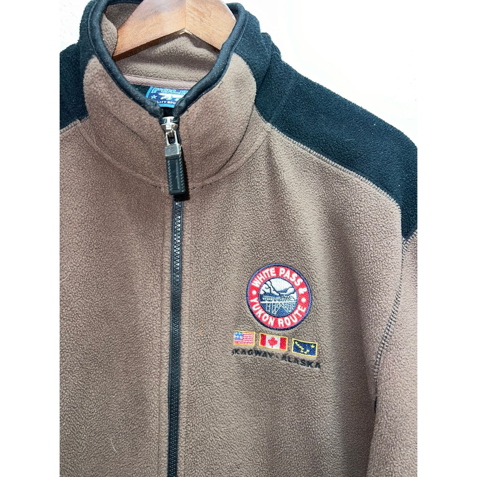 Vintage Vintage Alaska Brown Fleece Jacket Sweatshirt White Pass L Size US L / EU 52-54 / 3 - 2 Thumbnail