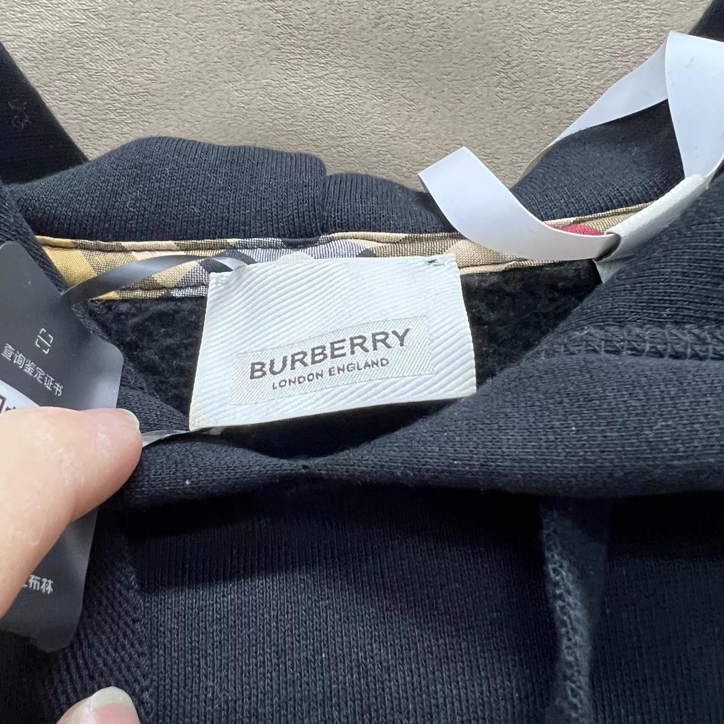 Burberry Burberry London Embroidered Logo Hoodie New with Tags L Size US L / EU 52-54 / 3 - 3 Thumbnail