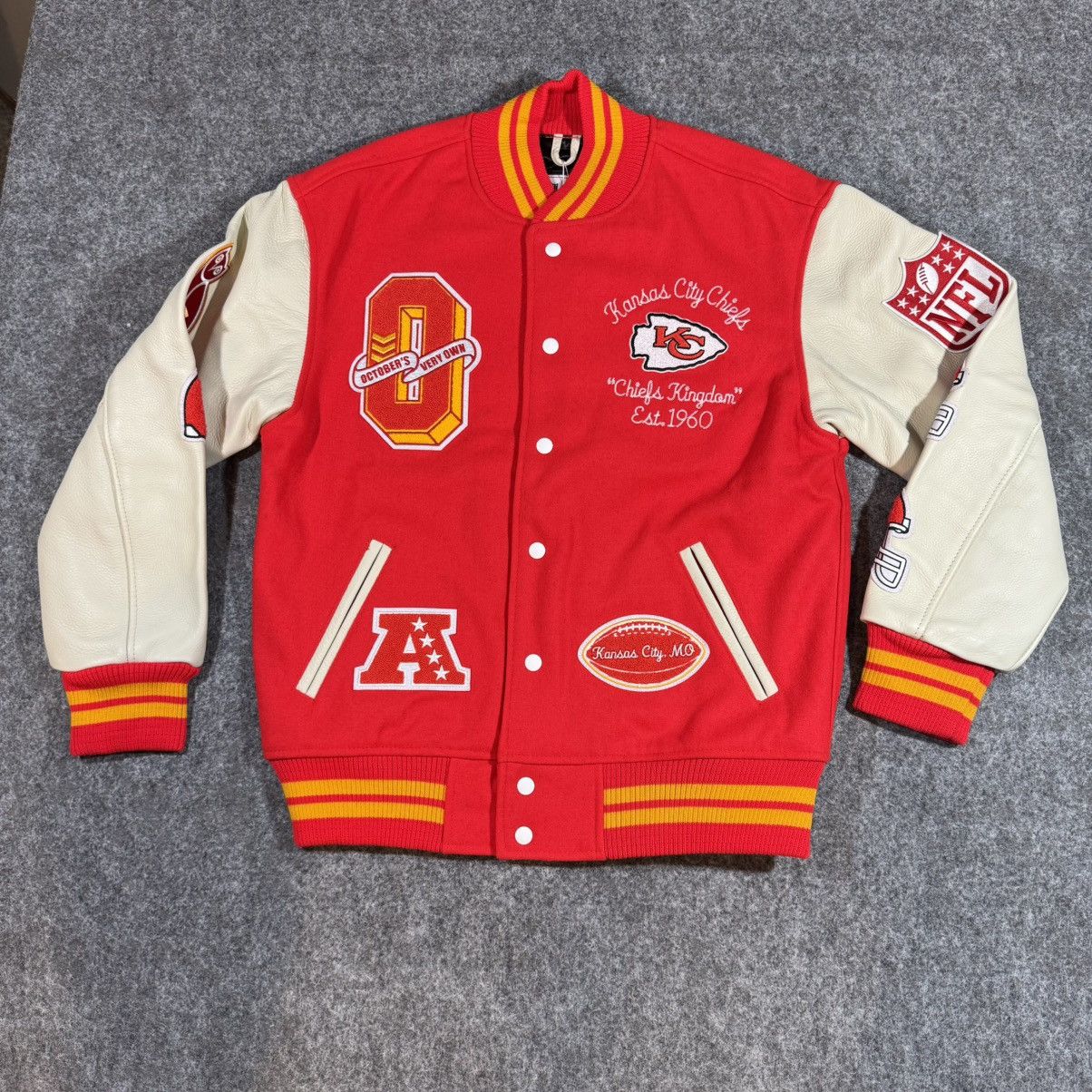 October's Very Own OVO x NFL Kansas City Chiefs Full-Snap Varsity Jacket Red Size US M / EU 48-50 / 2 - 1 Thumbnail