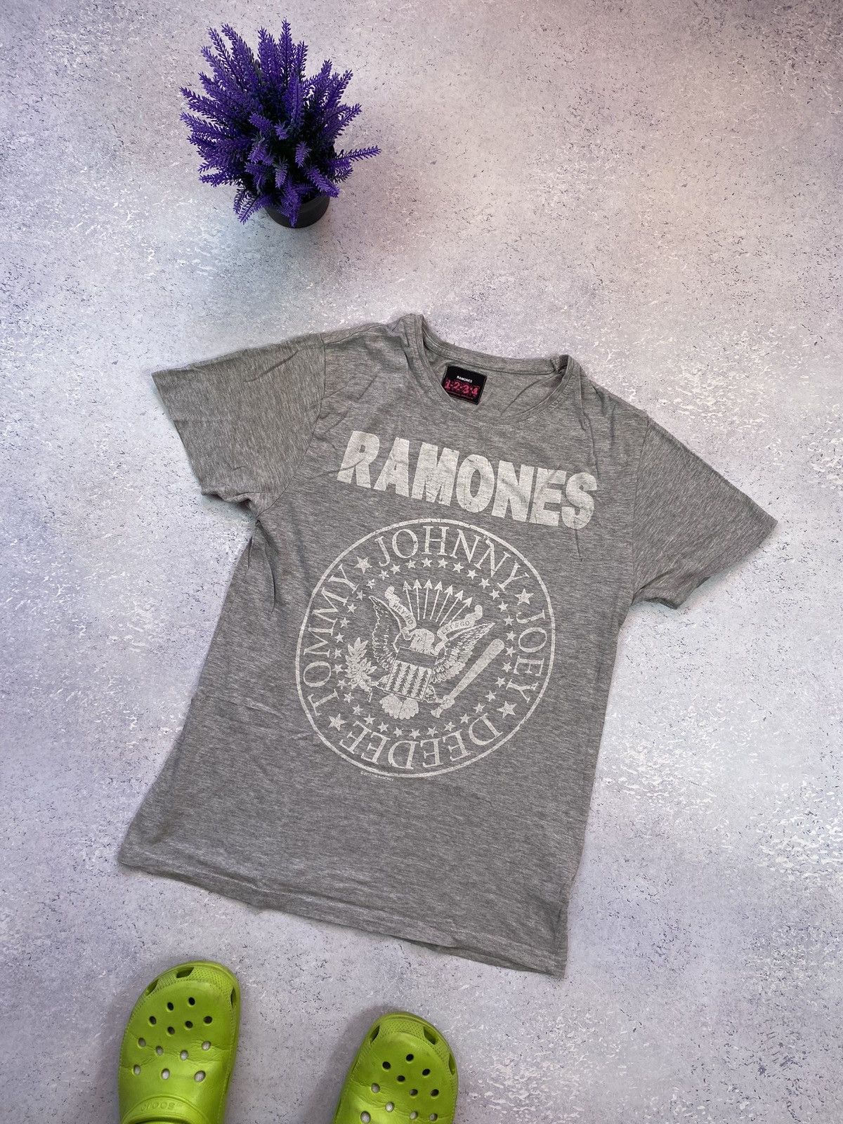 Band Tees Ramones Men’s Grey Rock T-Shirt With Big Logo Size US M / EU 48-50 / 2 - 1 Thumbnail