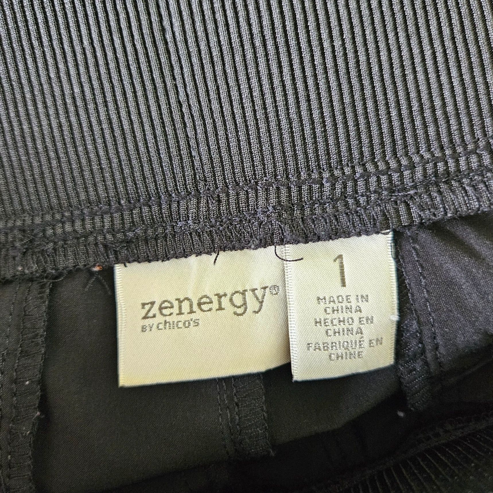 Vintage Chicos Zenergy Womens Cropped Pants Sz Medium Black Pull On Zip Pockets Size 32" / US 10 / IT 46 - 7 Thumbnail