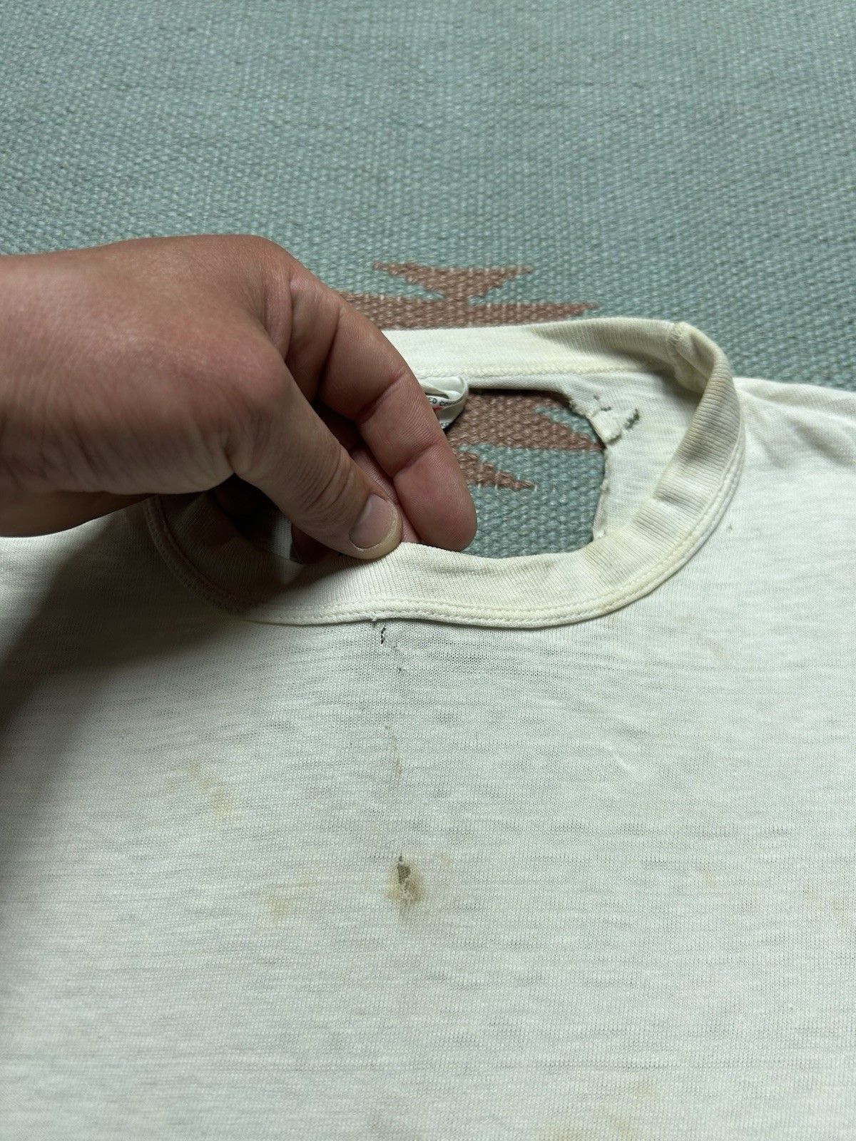 Vintage Vtg 1960s blank white t shirt Hanes soft cotton distressed M Size US M / EU 48-50 / 2 - 5 Thumbnail