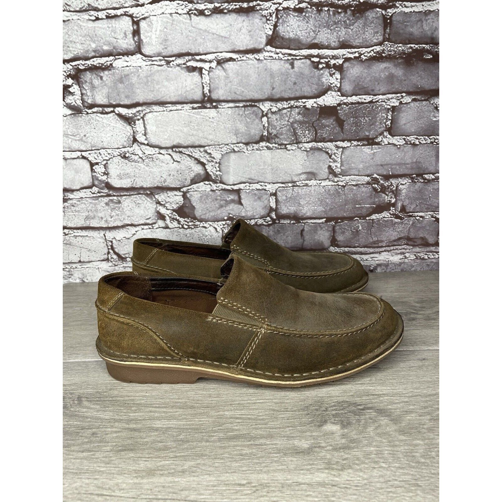 Clarks Clarks Est. 1825 Brown Suede Leather Slip On Loafers Shoes M Size US 9.5 / EU 42-43 - 13 Thumbnail